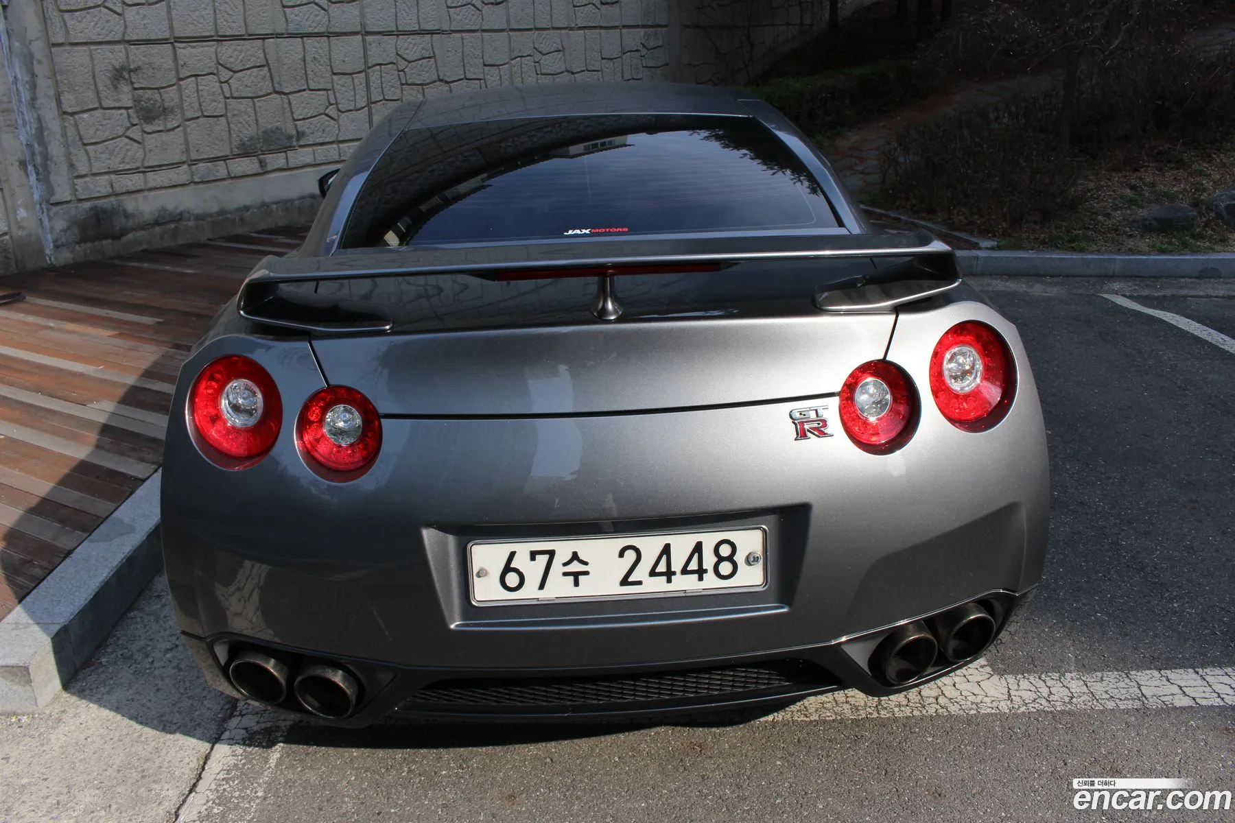 Nissan GT-R 2010 — 10