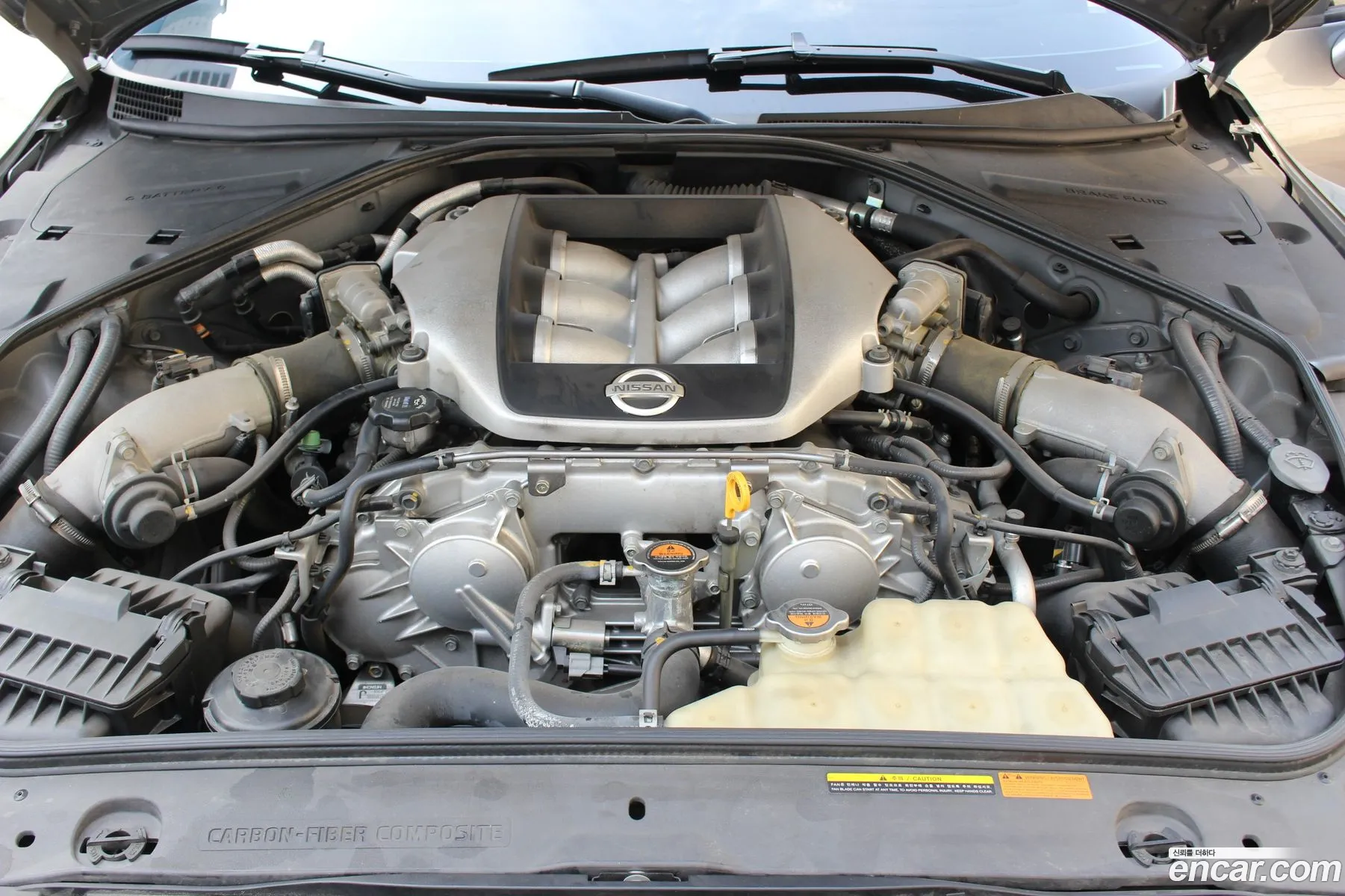 Nissan GT-R 2010 — 4