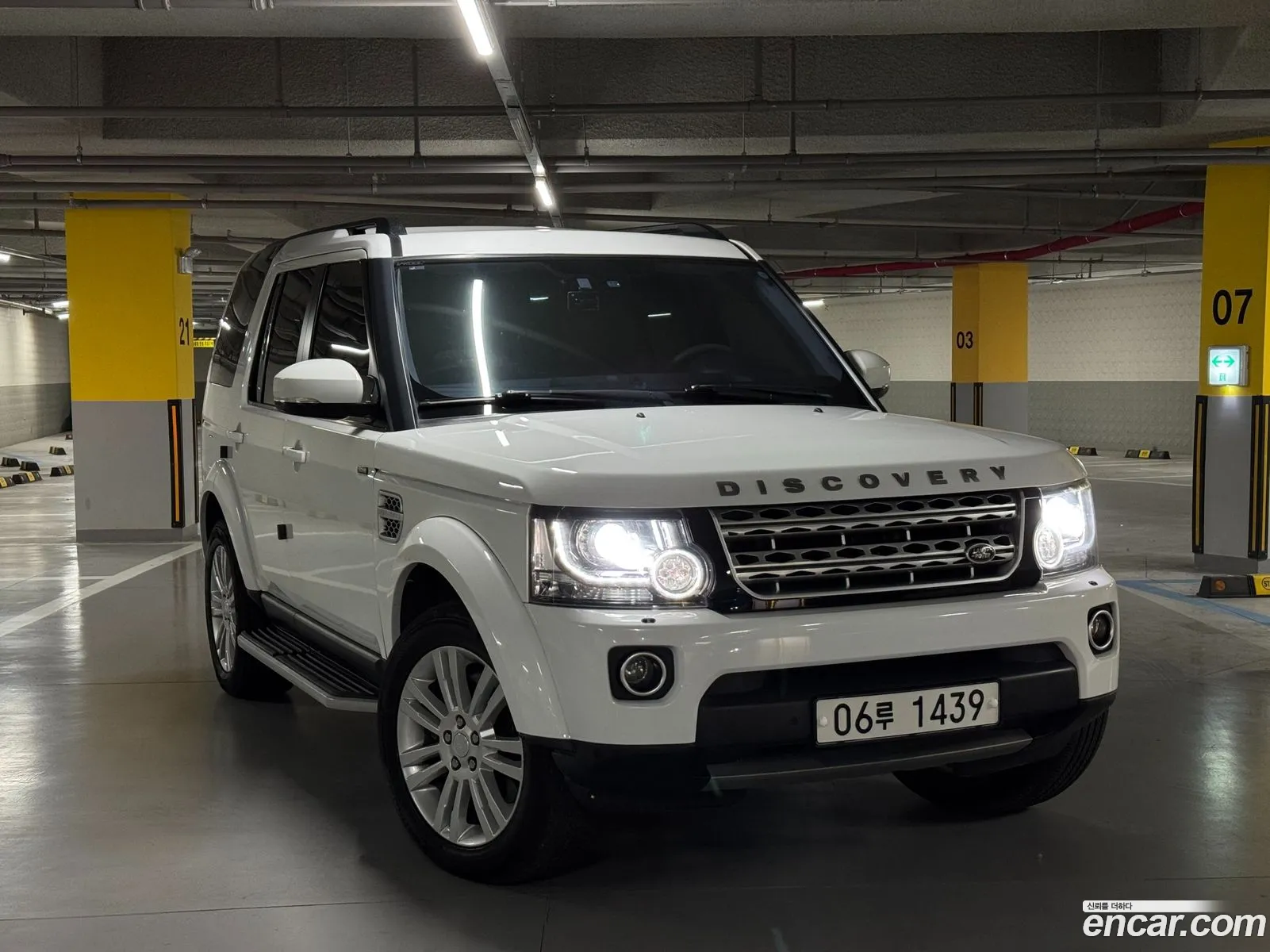 Land Rover Discovery 4 2015 — 18