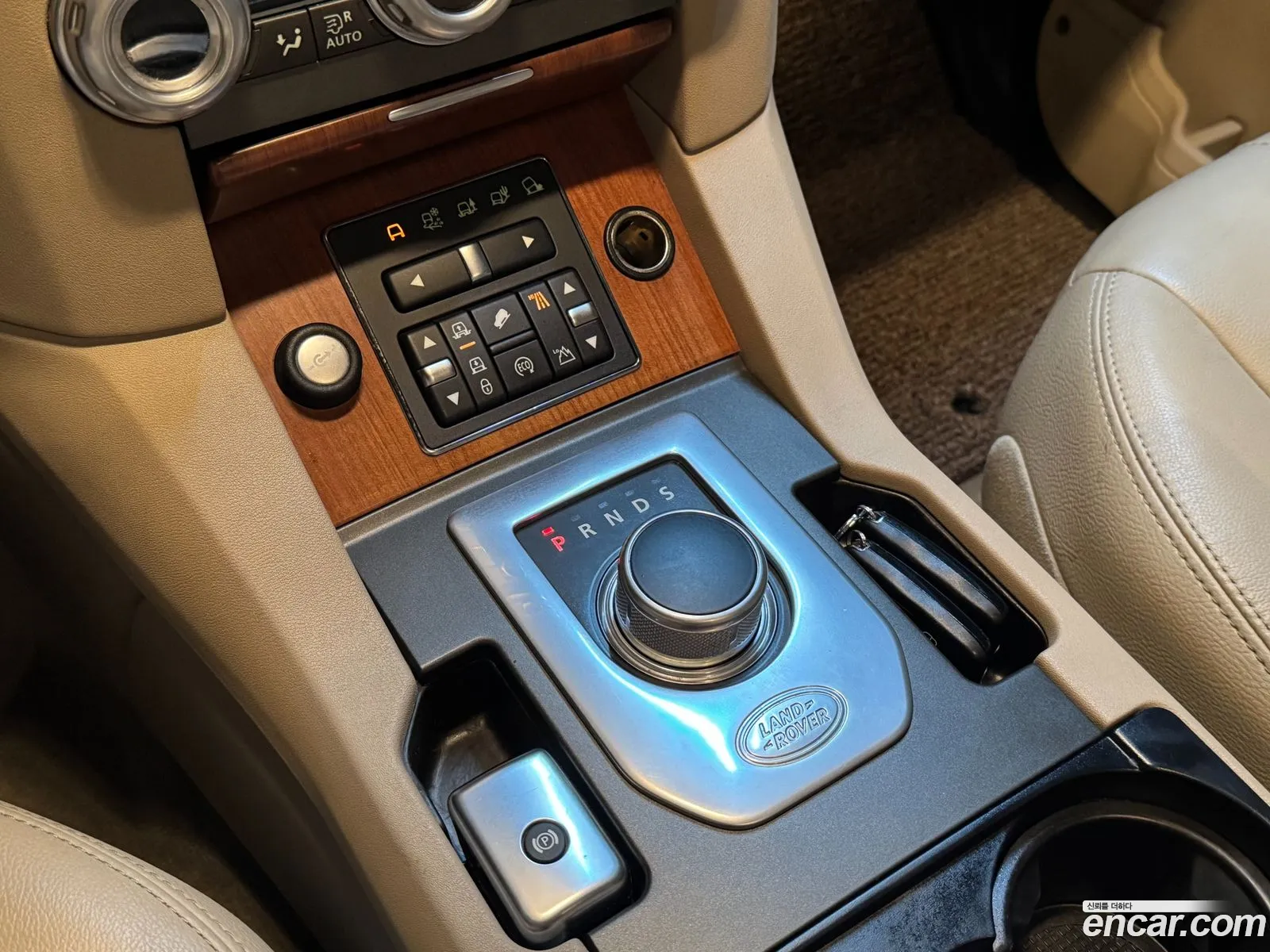 Land Rover Discovery 4 2015 — 19