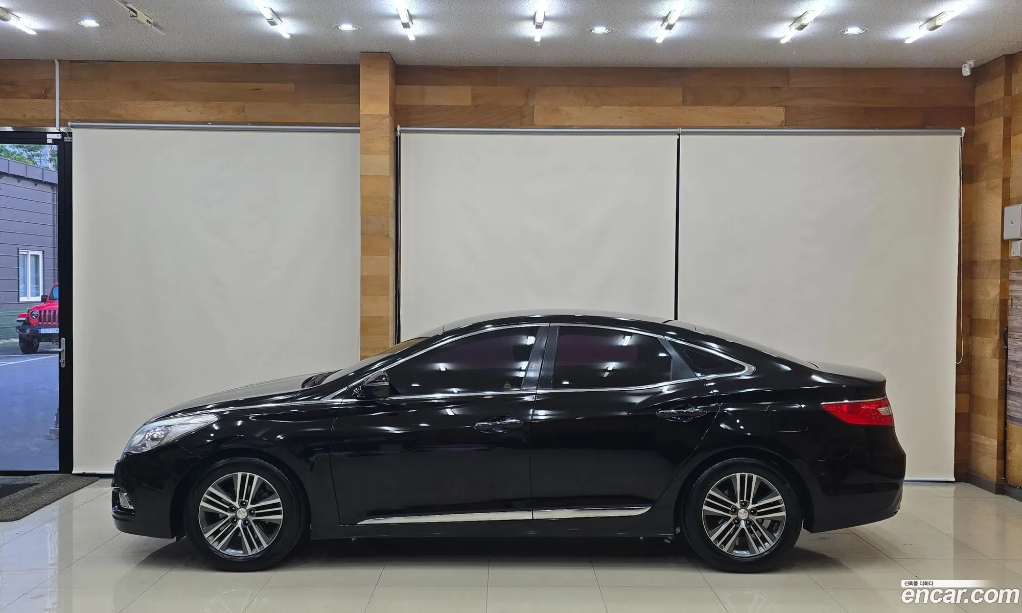 Hyundai Grandeur HG 2013 — 10
