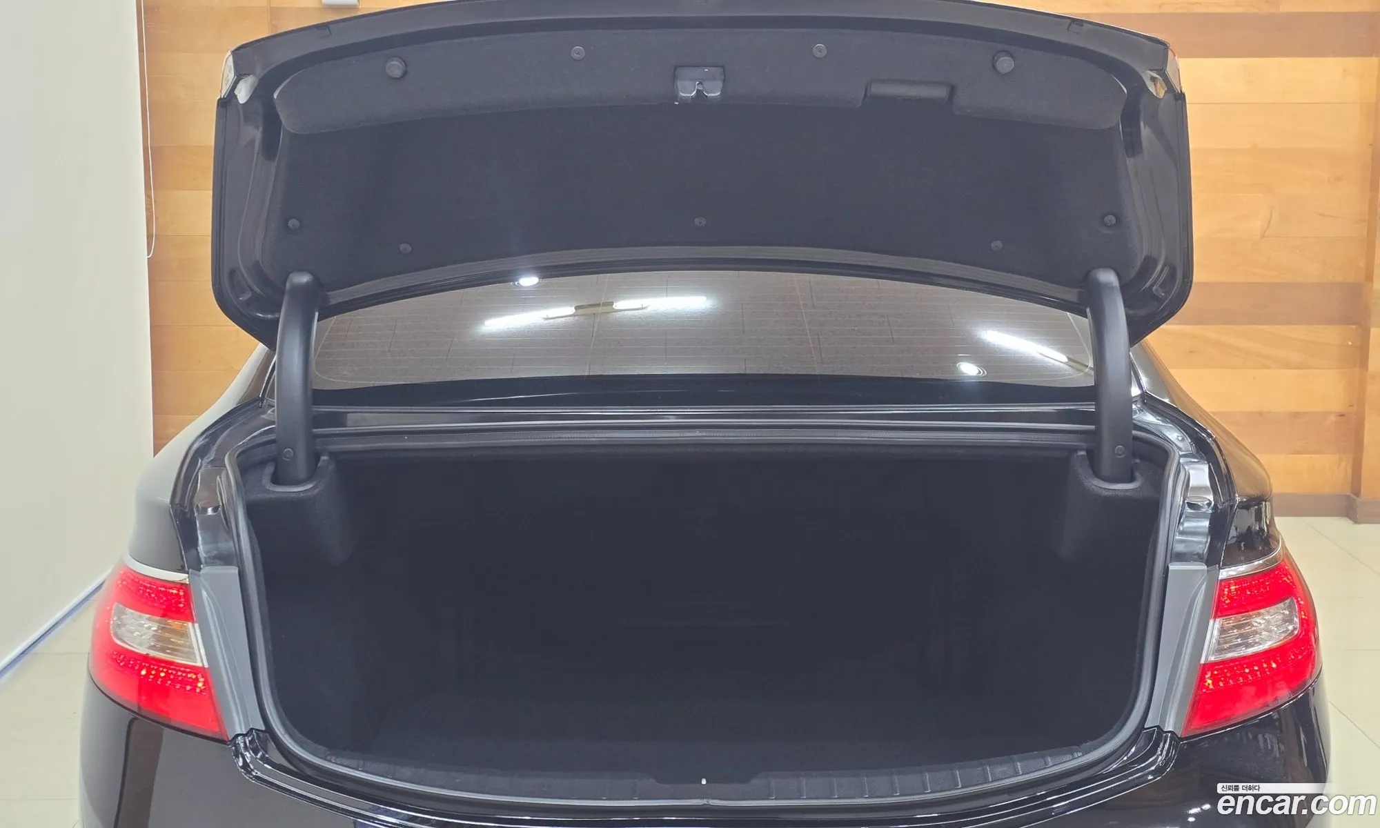 Hyundai Grandeur HG 2013 — 16