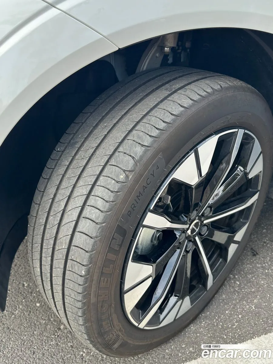 Volvo XC60 2025 — 10