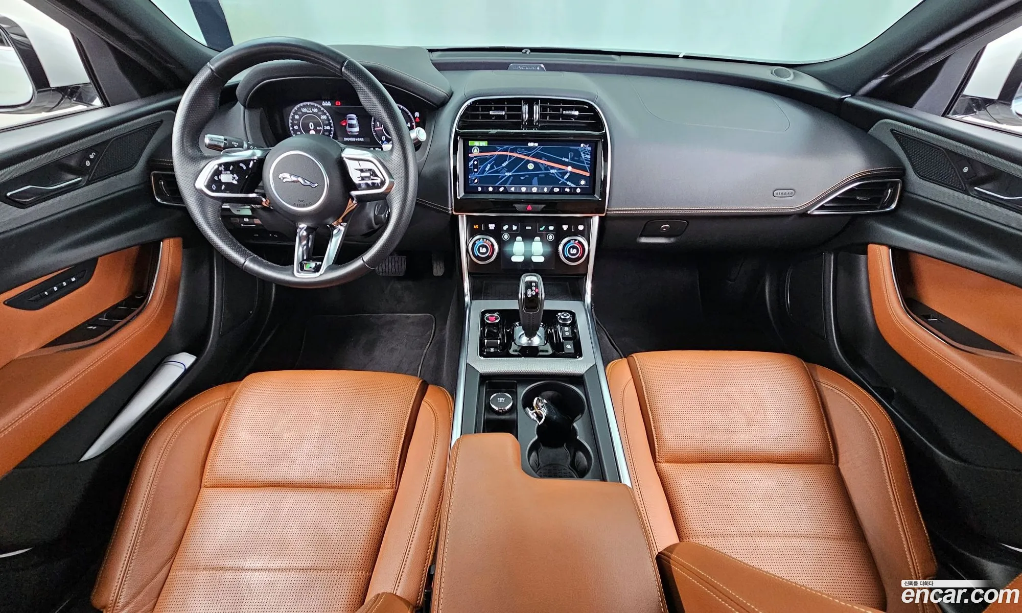 Jaguar XE 2020 SAJAB4BN5LCP64946 — 19