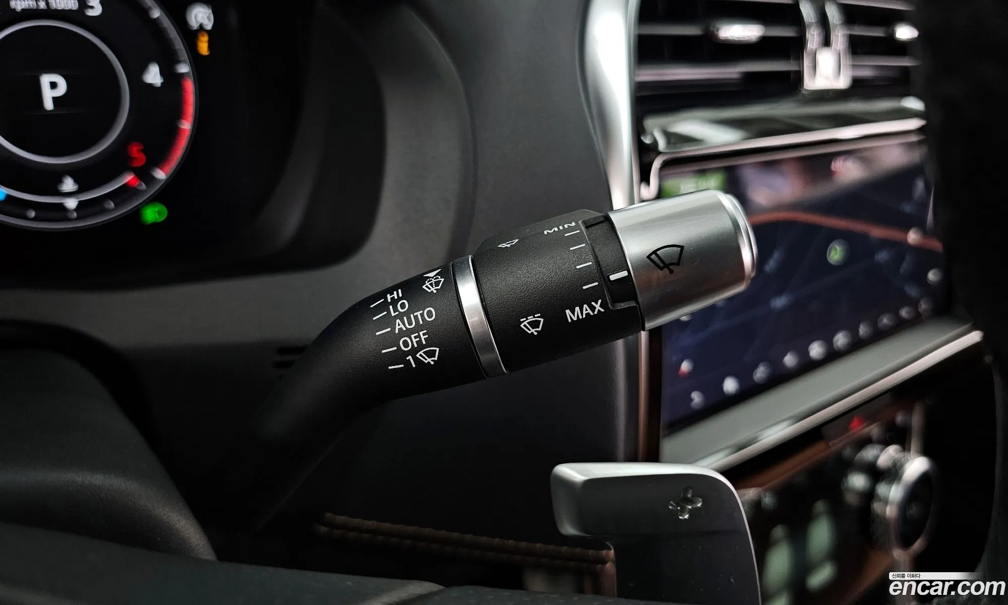 Jaguar XE 2020 SAJAB4BN5LCP64946 — 26