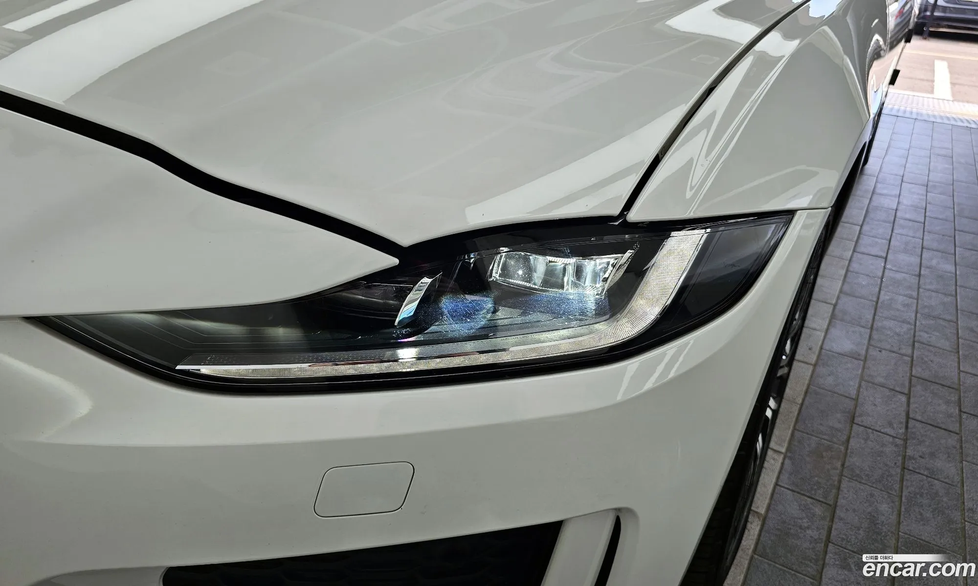Jaguar XE 2020 SAJAB4BN5LCP64946 — 17