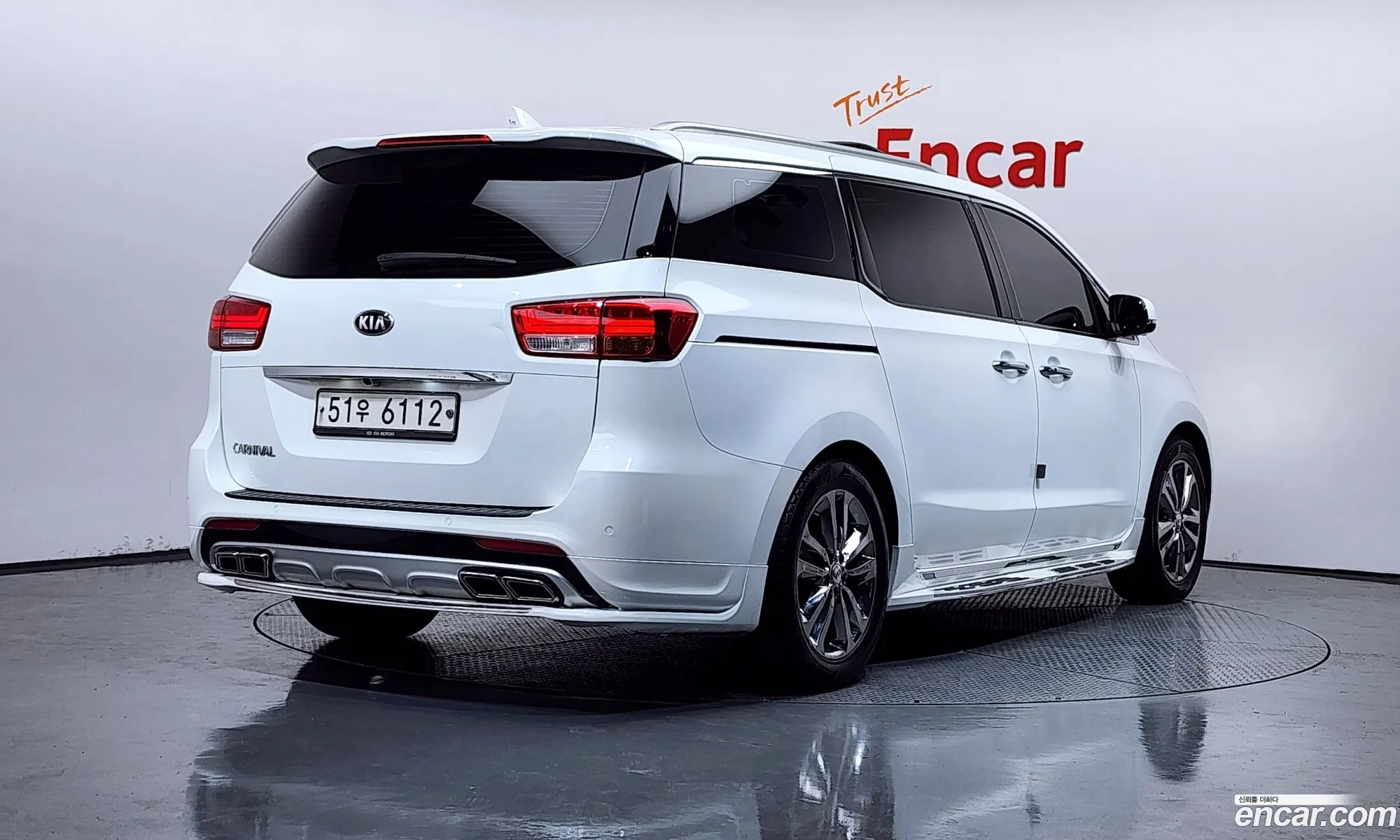 Kia Carnival 2017 KNAME81ABJS412283 — 11