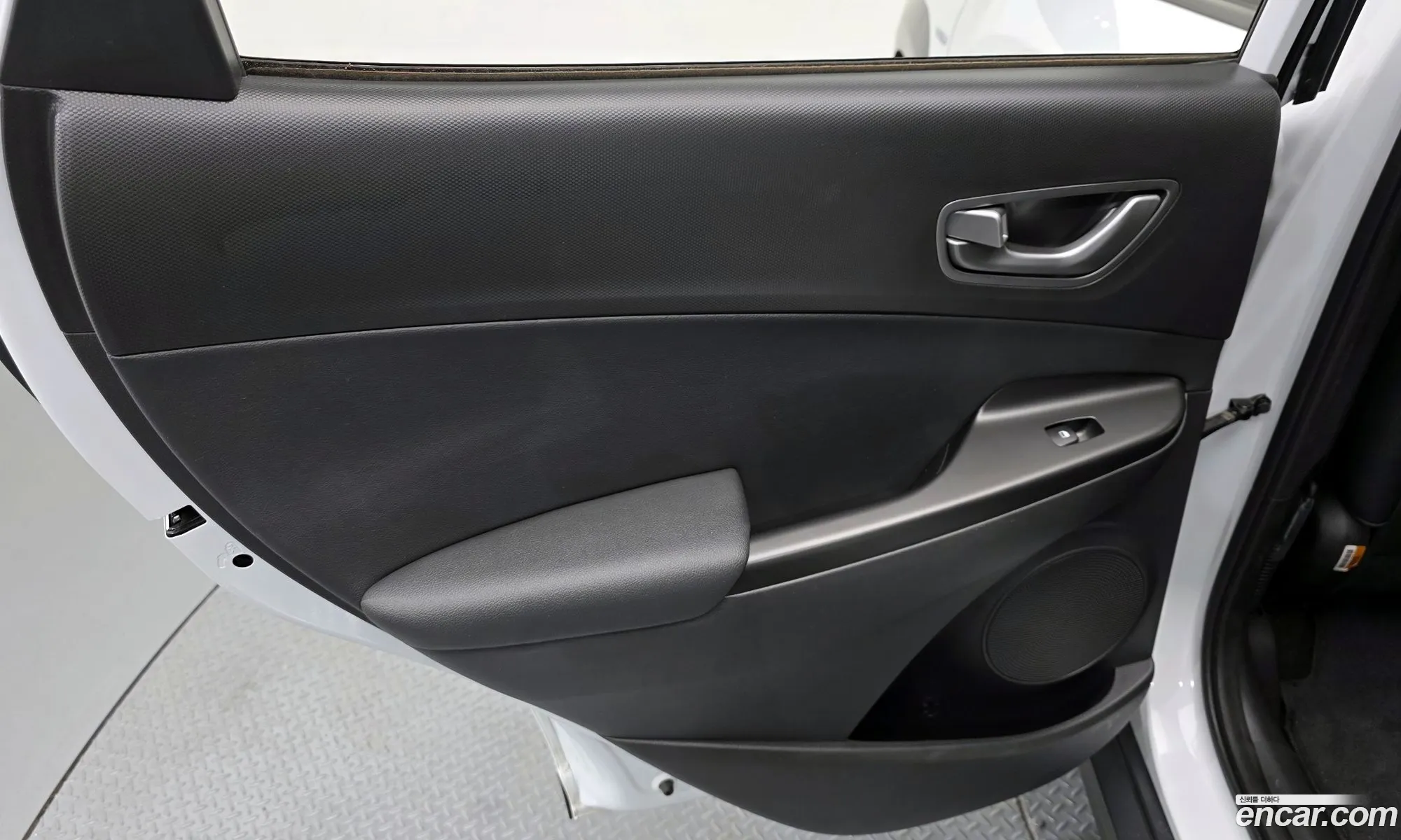 Hyundai Kona Electric 2020 — 12