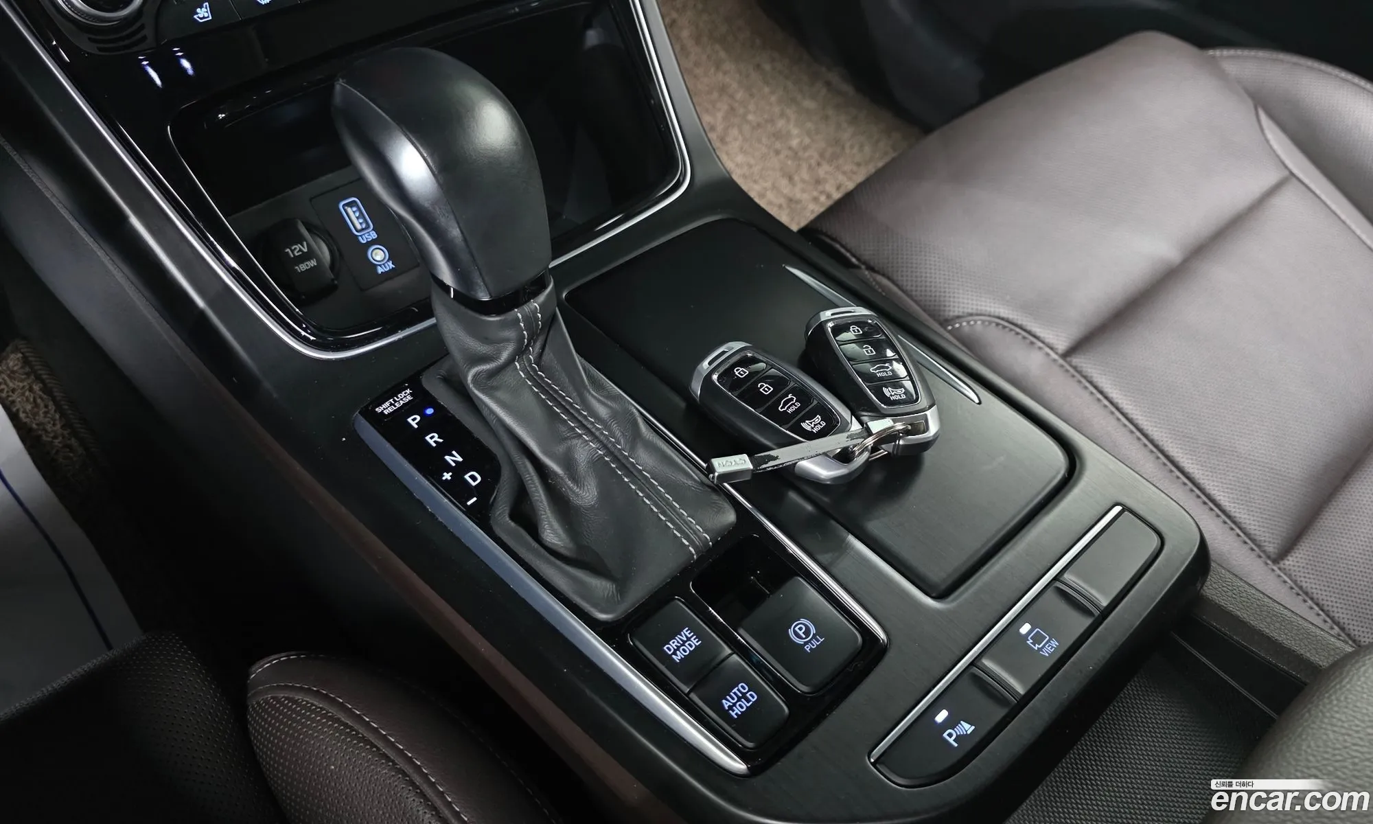 Hyundai Grandeur IG 2018 — 22