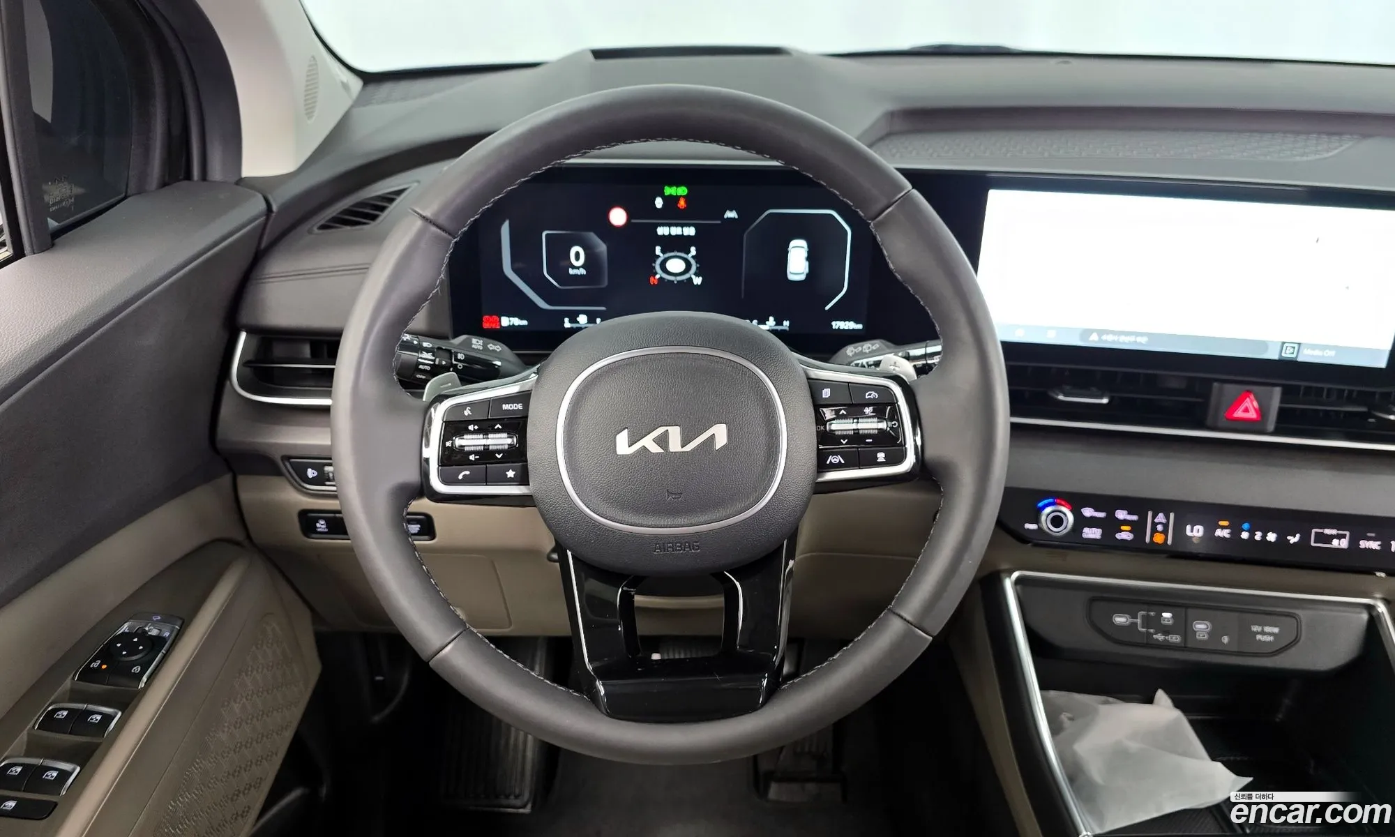 Kia Carnival 2024 KNANC813BSS494410 — 11