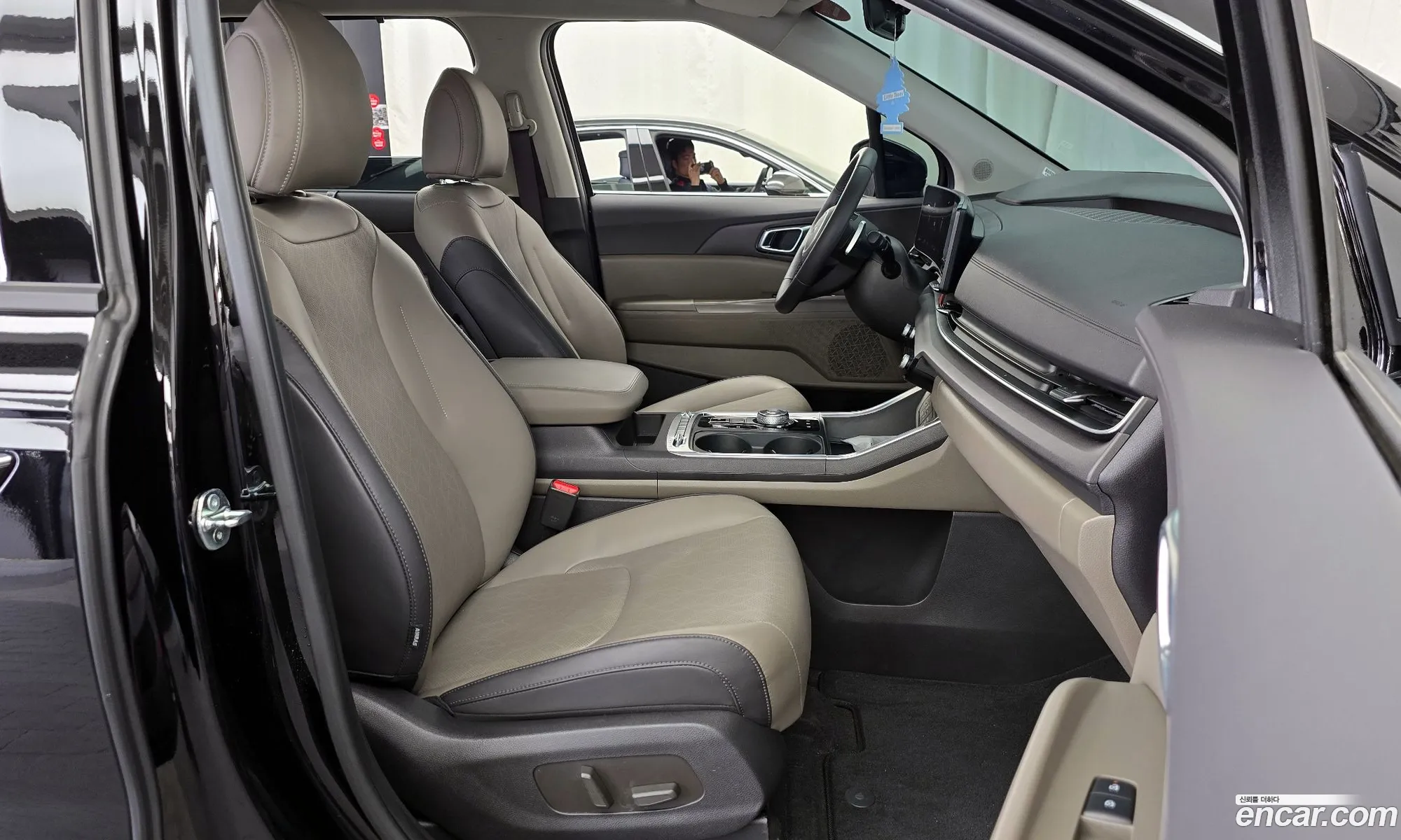 Kia Carnival 2024 KNANC813BSS494410 — 24