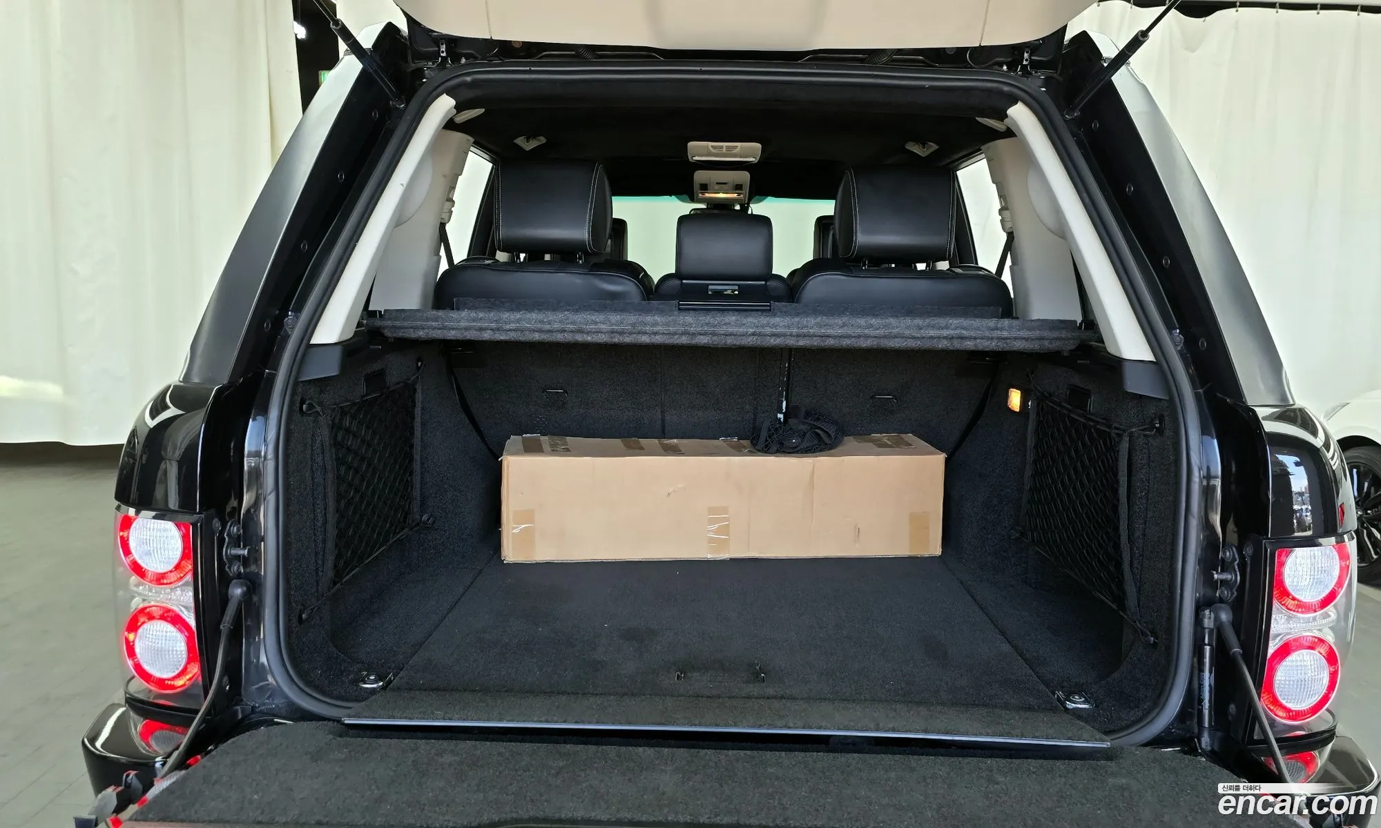 Land Rover Range Rover 2010 SALLMAM74AA321572 — 5