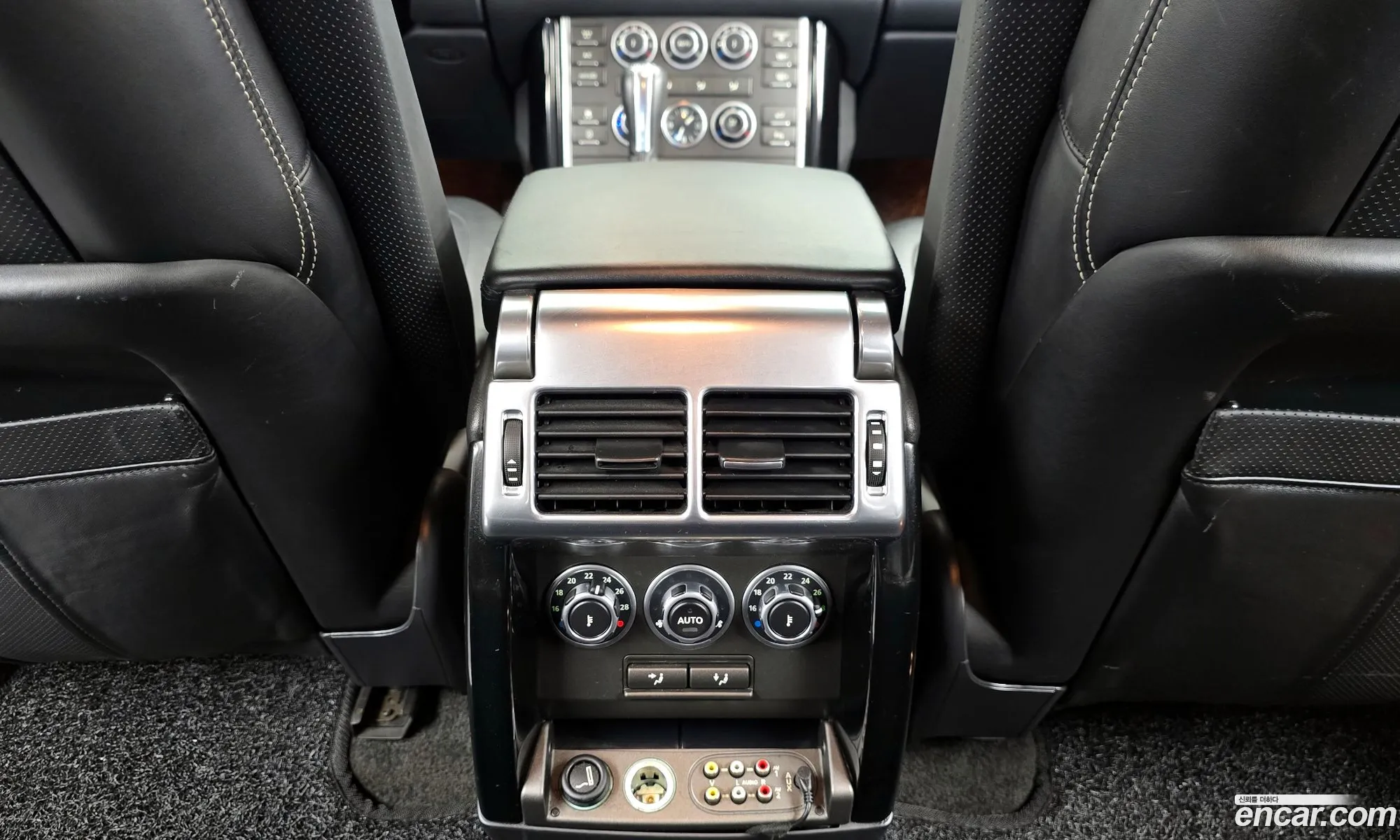 Land Rover Range Rover 2010 SALLMAM74AA321572 — 10