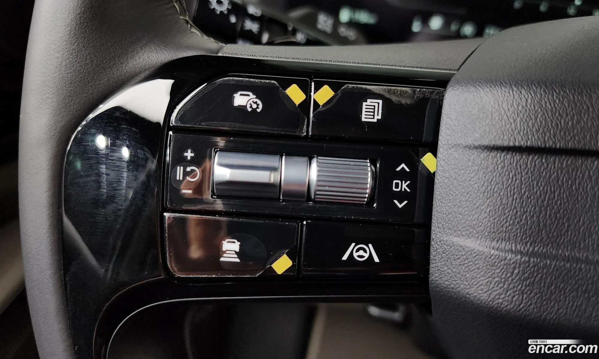 Kia Carnival 2025 KNANE81BBSS547330 — 9