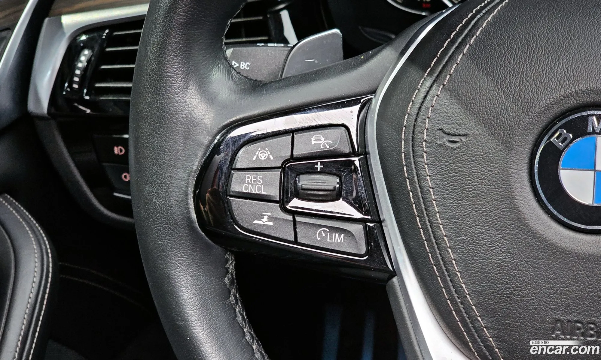 BMW 5 Series 2018 — 22