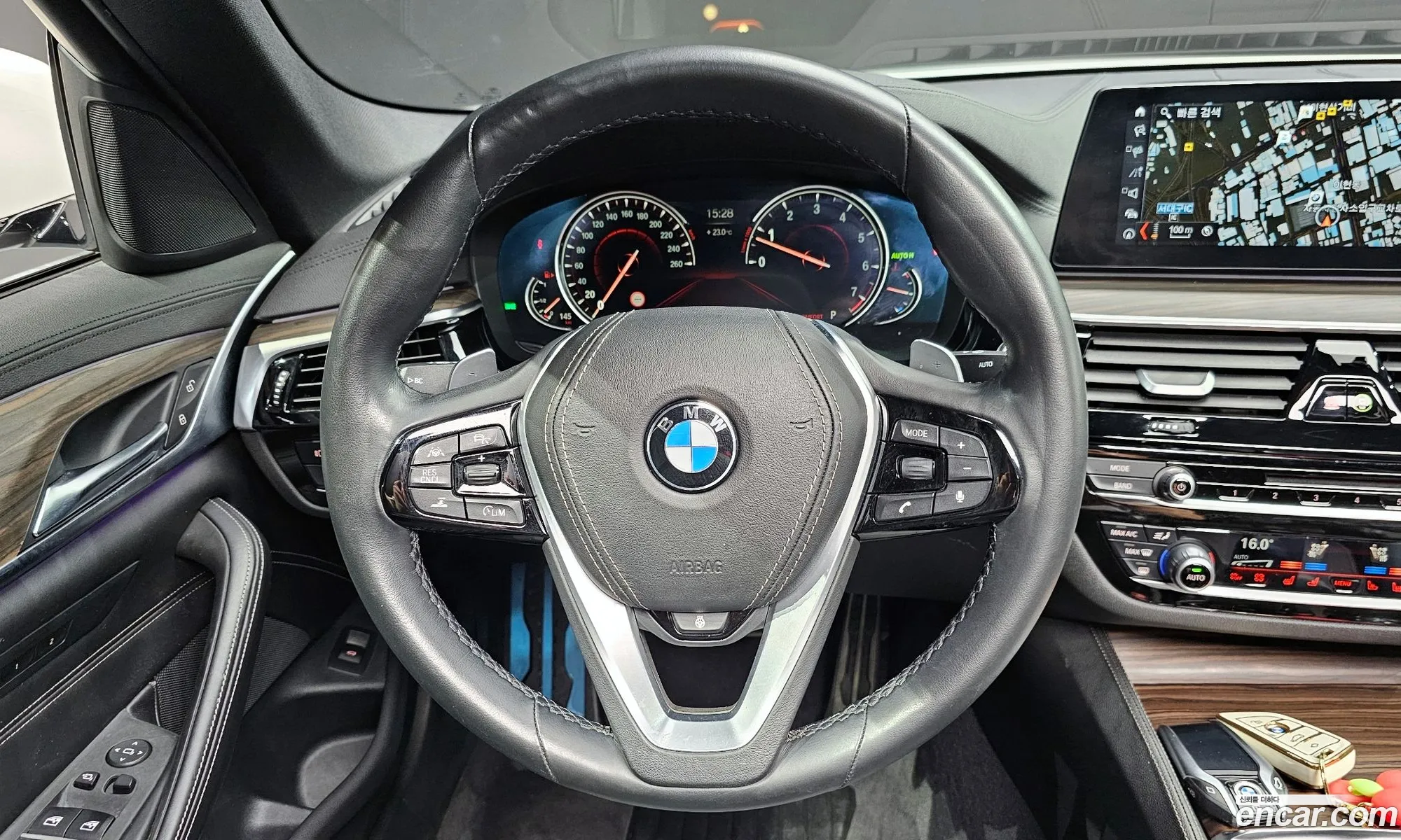 BMW 5 Series 2018 — 34
