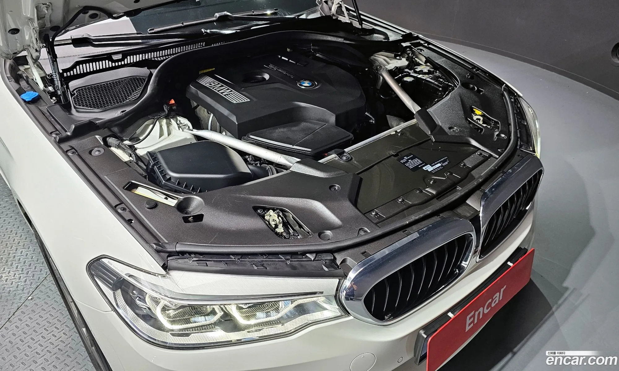 BMW 5 Series 2018 — 10