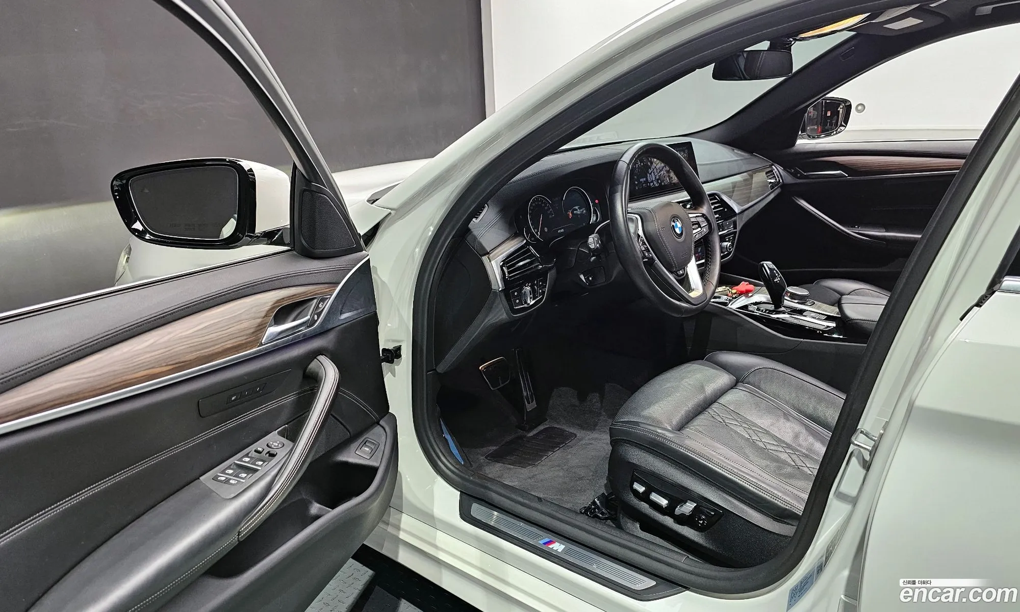 BMW 5 Series 2018 — 5