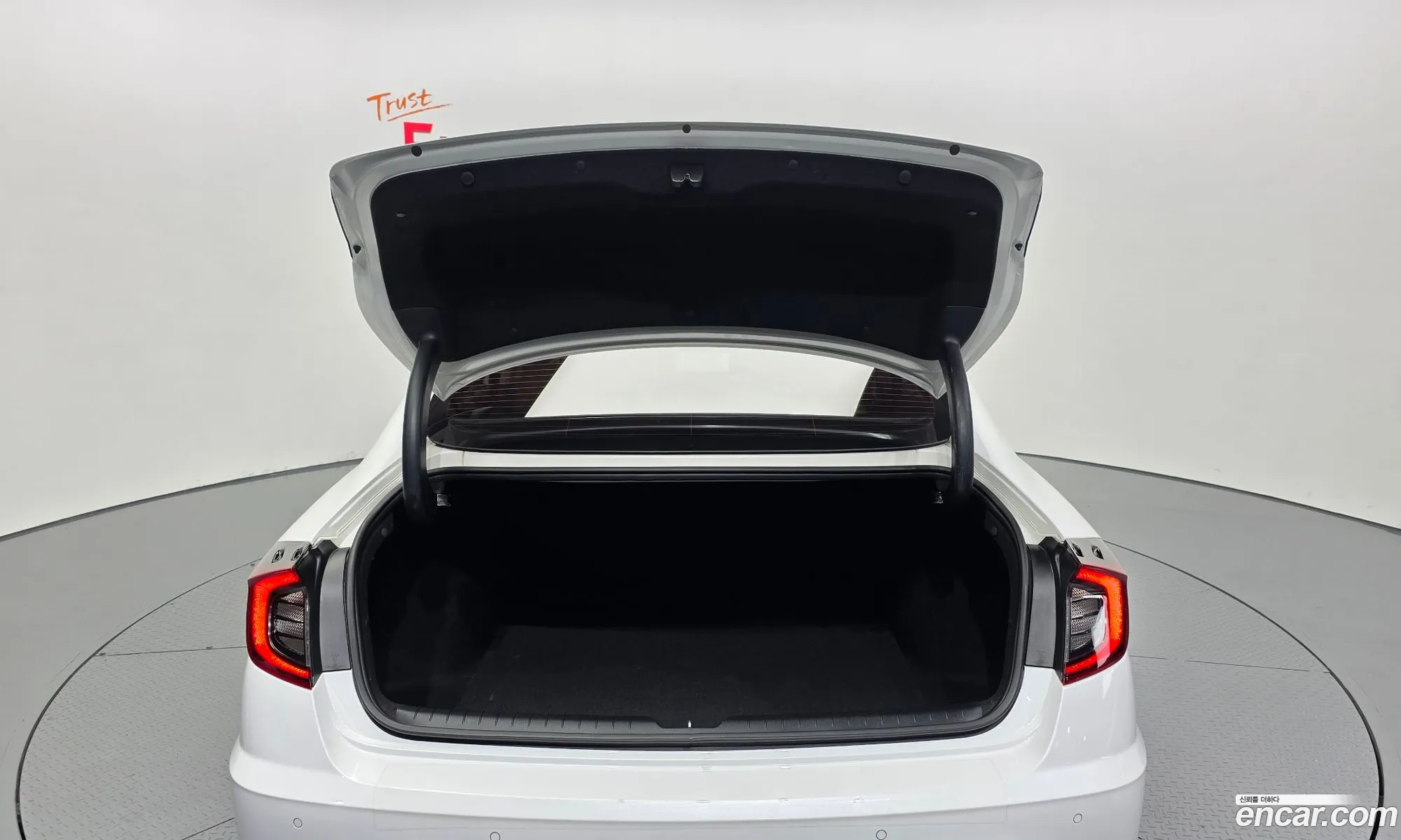 Hyundai Sonata 2019 KMHL241EBLA015158 — 22