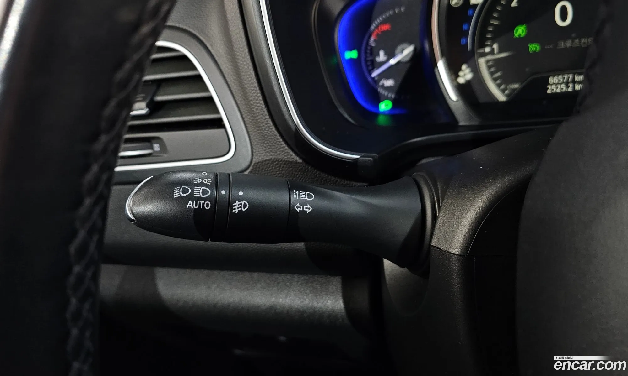 Renault Korea (Samsung) QM6 2017 KNME5C2M8HP028060 — 26