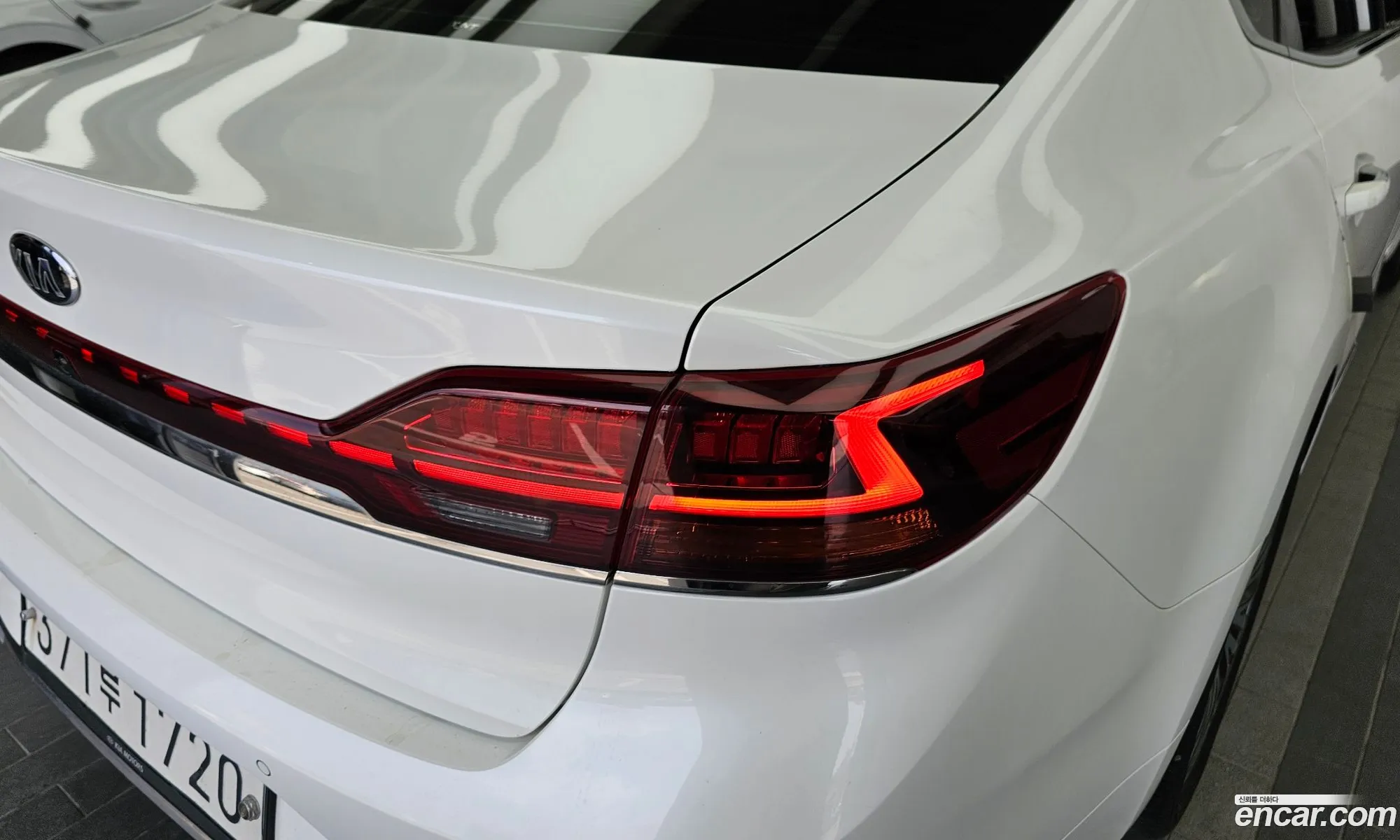 Kia K7 Premier 2019 — 18