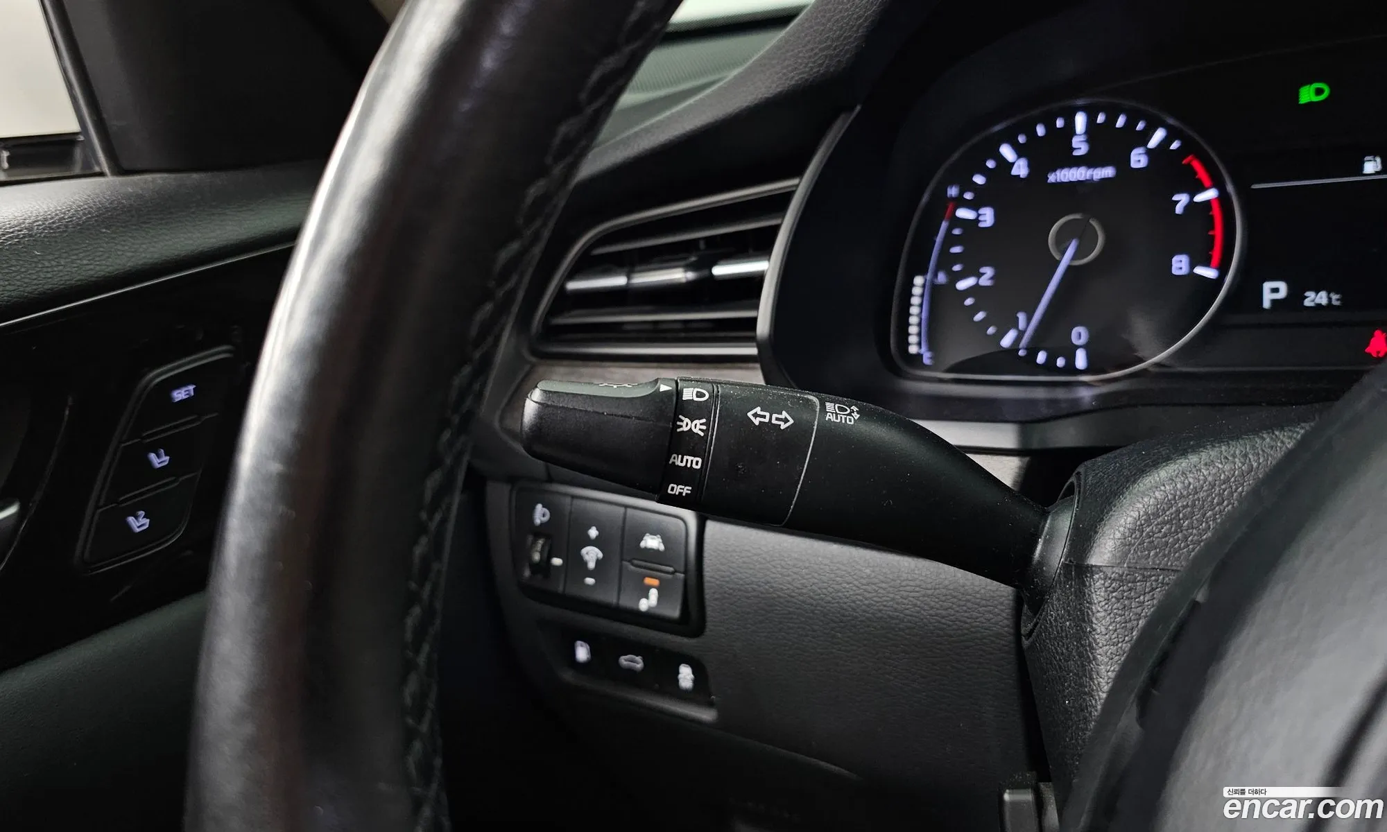 Kia K7 Premier 2019 — 24