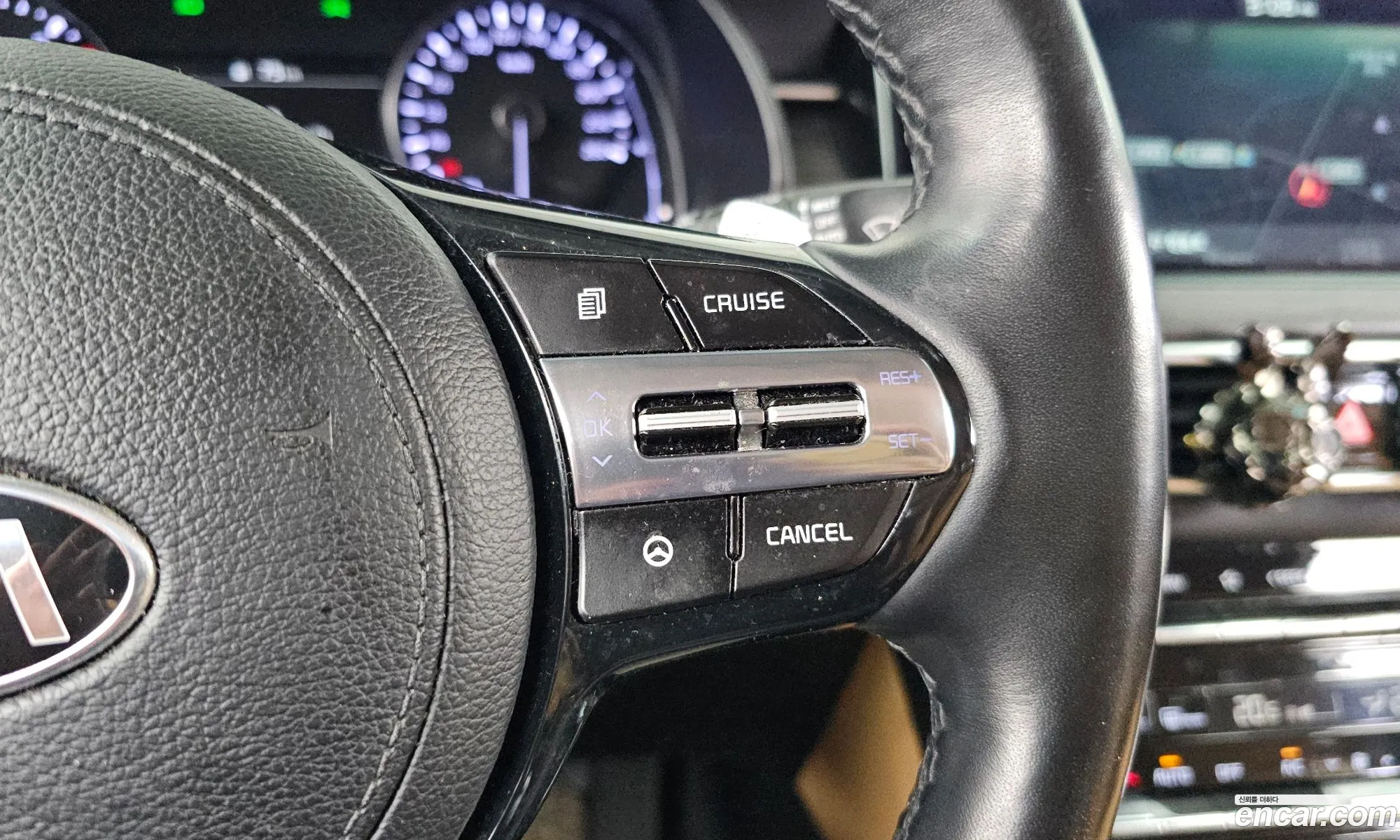 Kia K7 Premier 2019 — 13