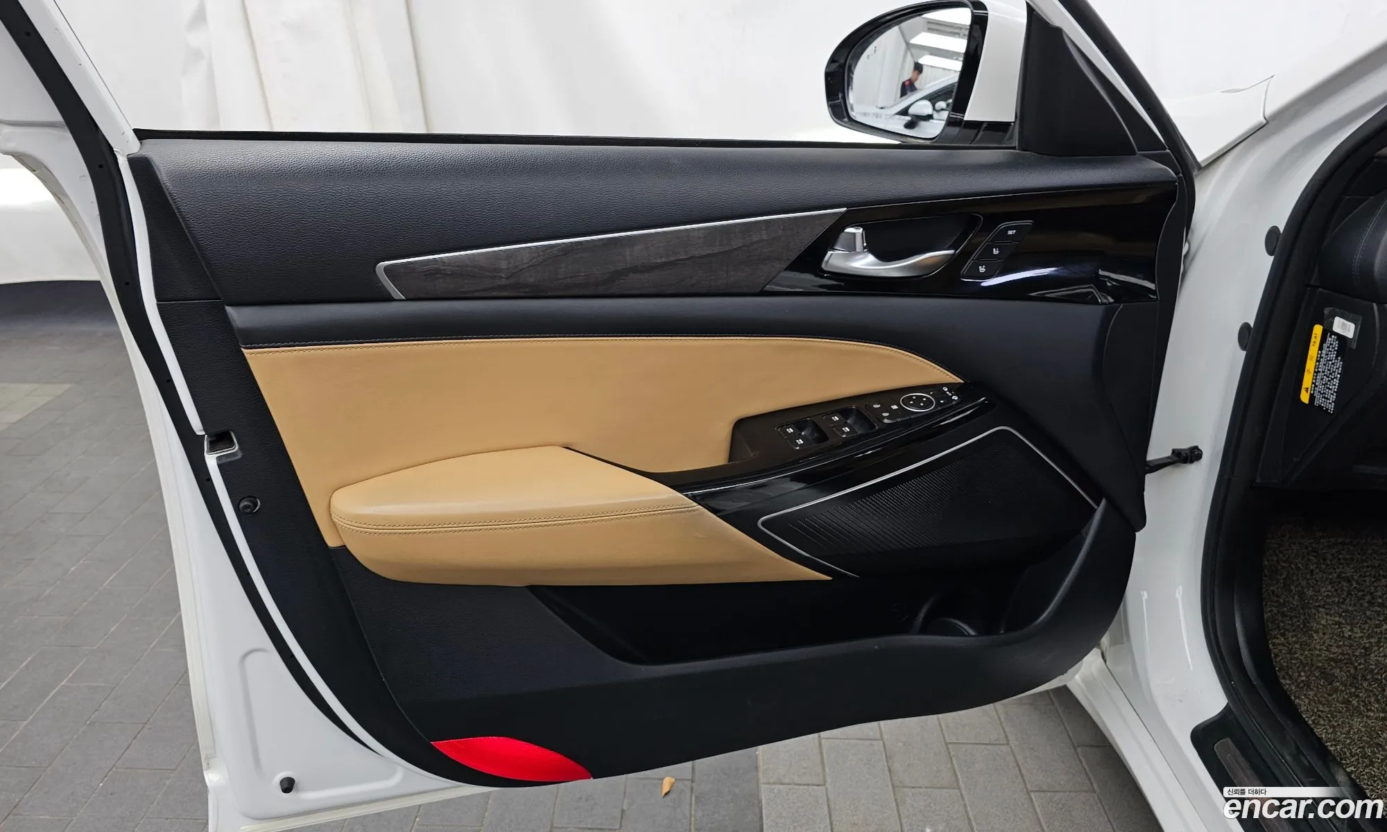 Kia K7 Premier 2019 — 26