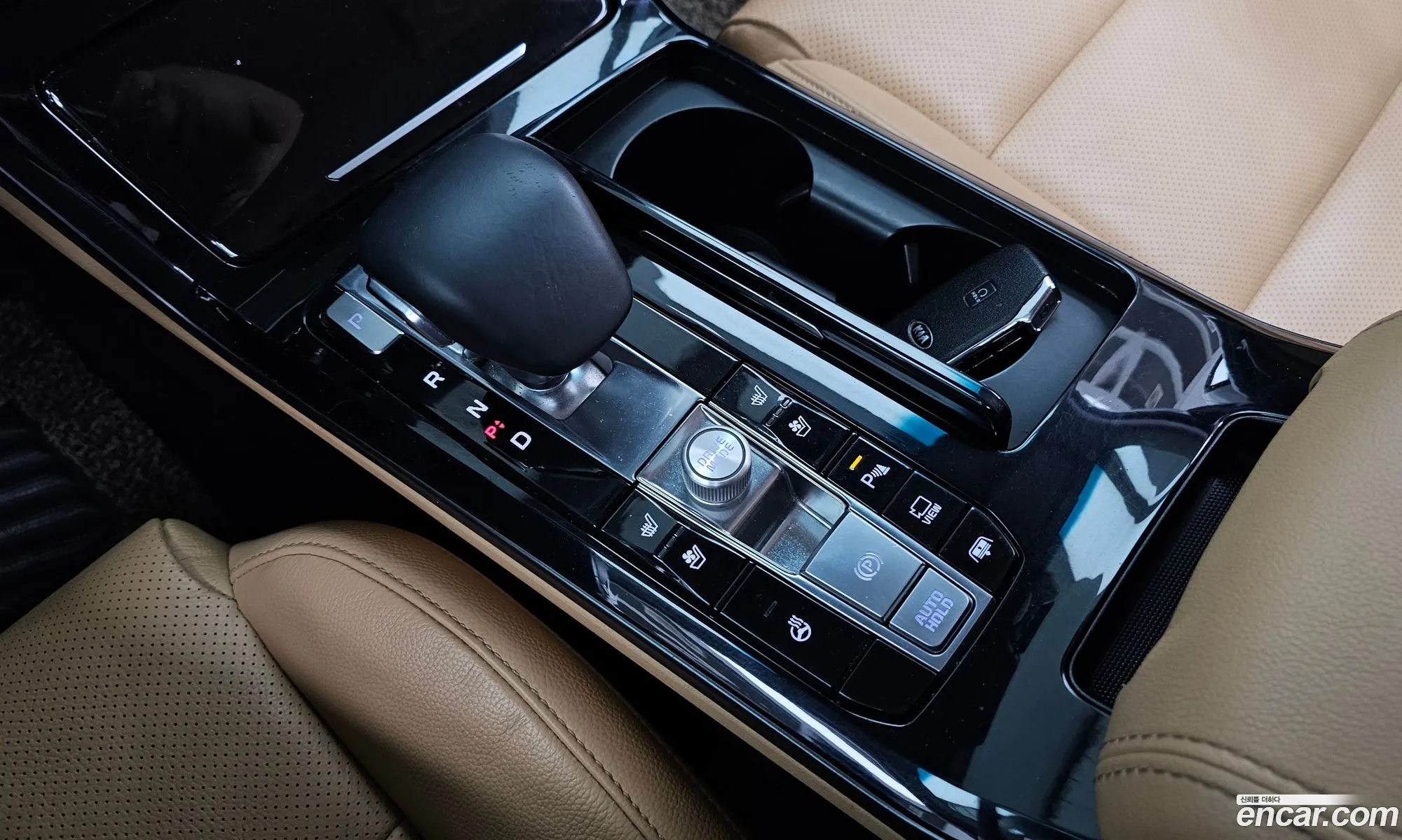 Kia K7 Premier 2019 — 12