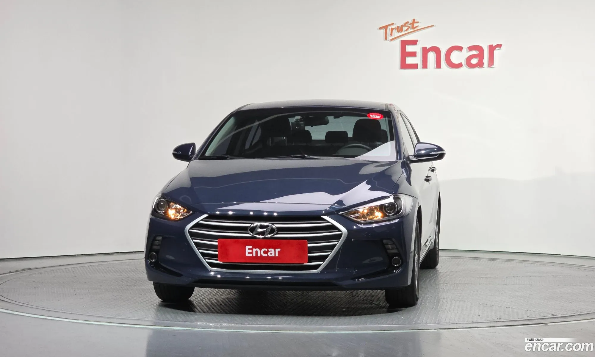 Hyundai Elantra AD 2016 — 8