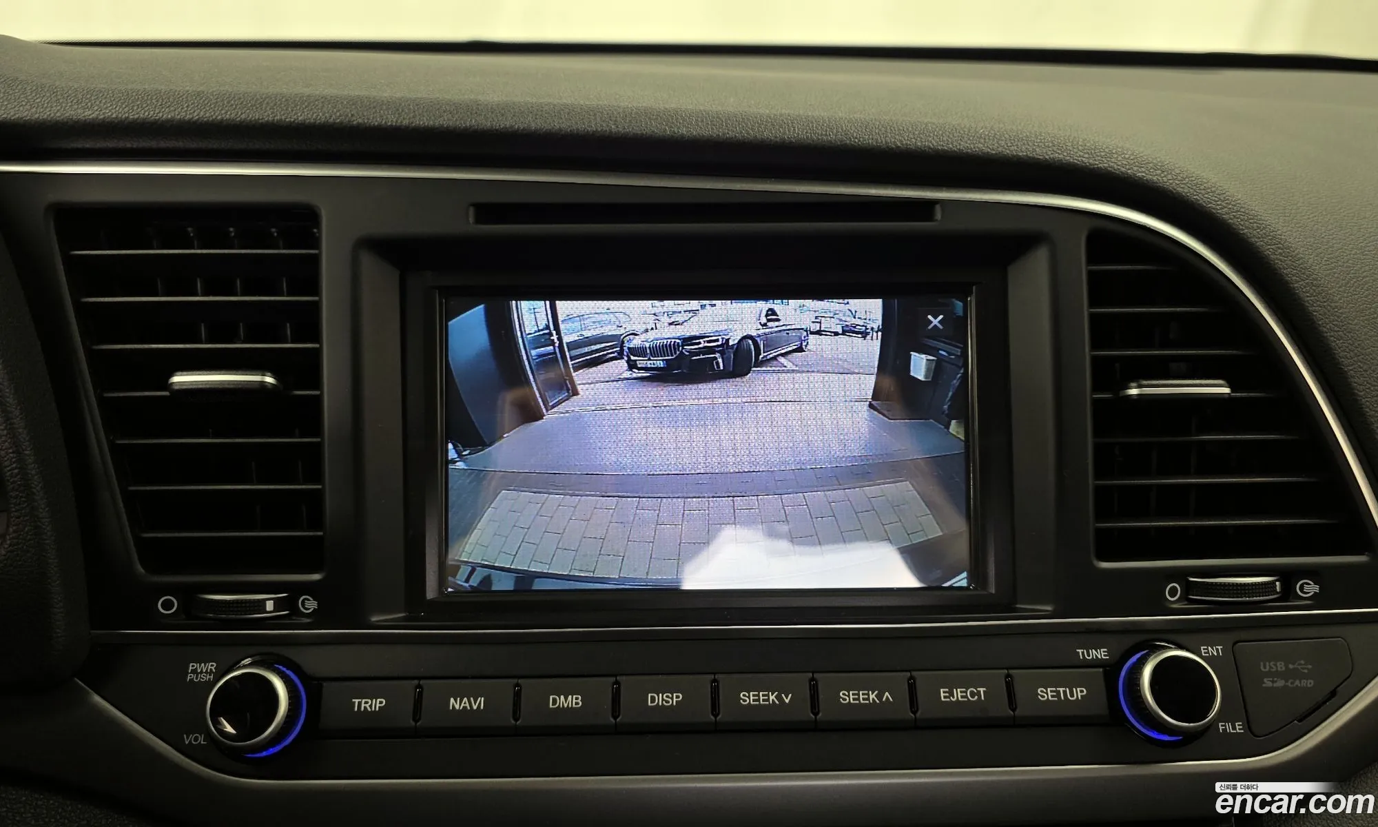 Hyundai Elantra AD 2016 — 21