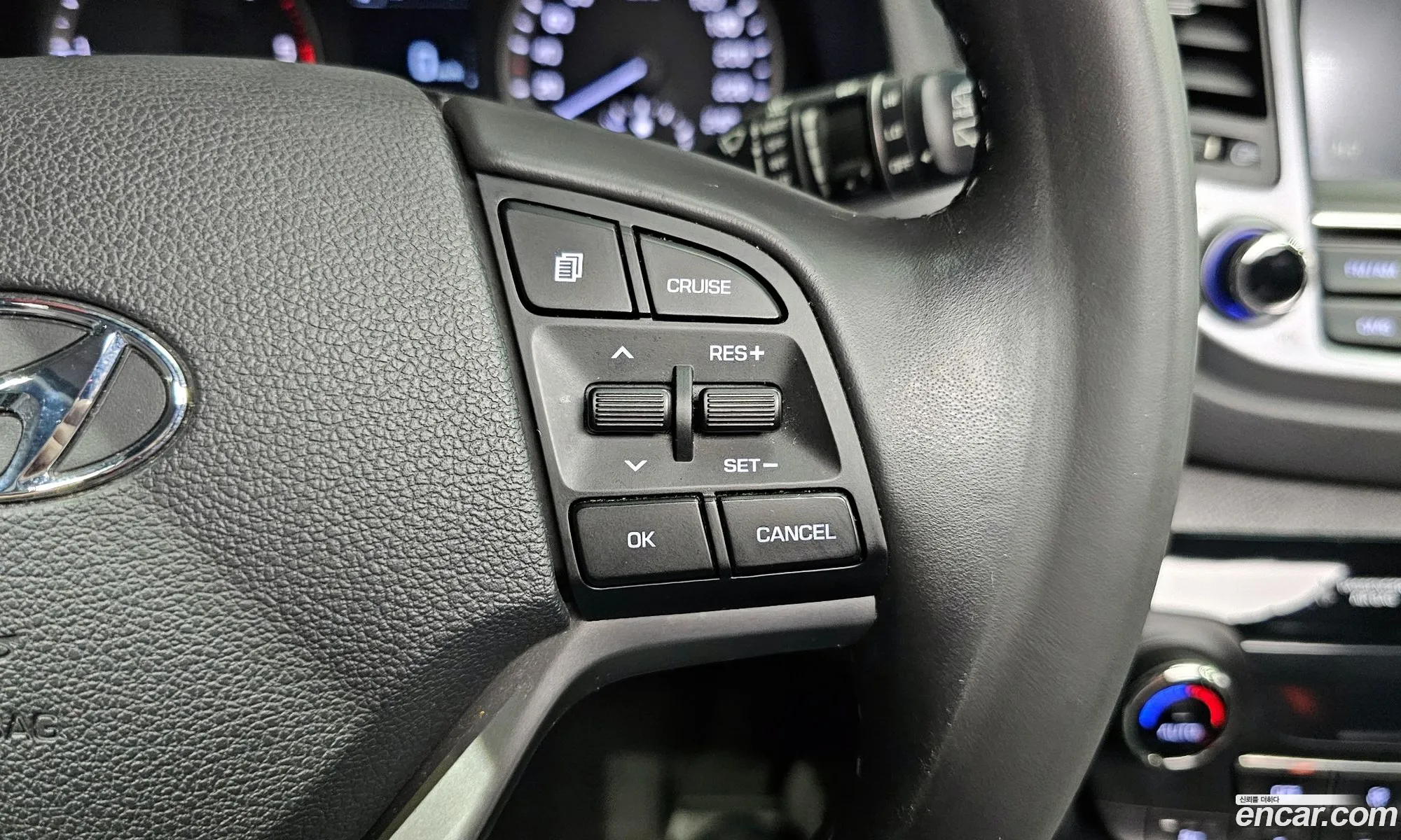 Hyundai Tucson 2017 KMHJ381ABJU565281 — 27