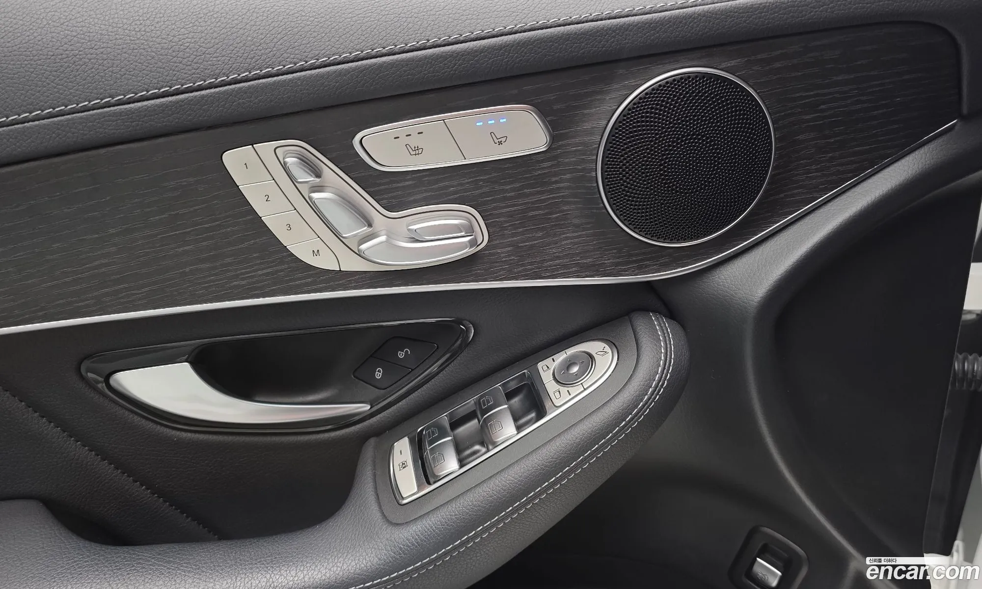 Mercedes-Benz GLC-Class X253 2023 — 19