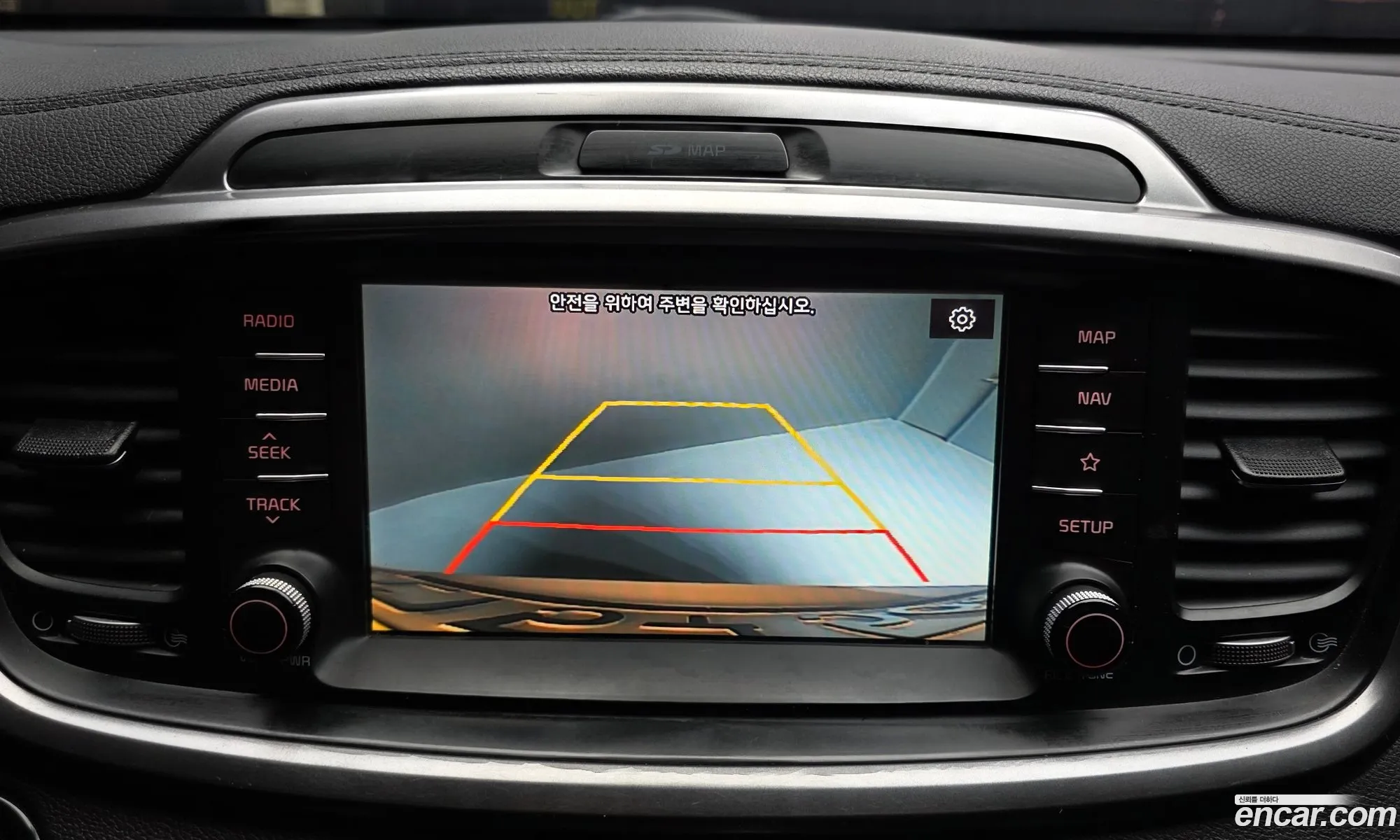 Kia Sorento 2018 KNAPG81ABKA531721 — 13