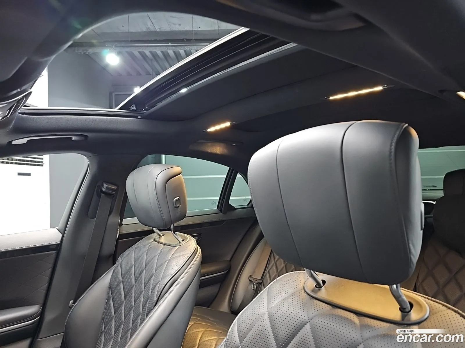 Mercedes-Benz S-Class W223 2023 — 19