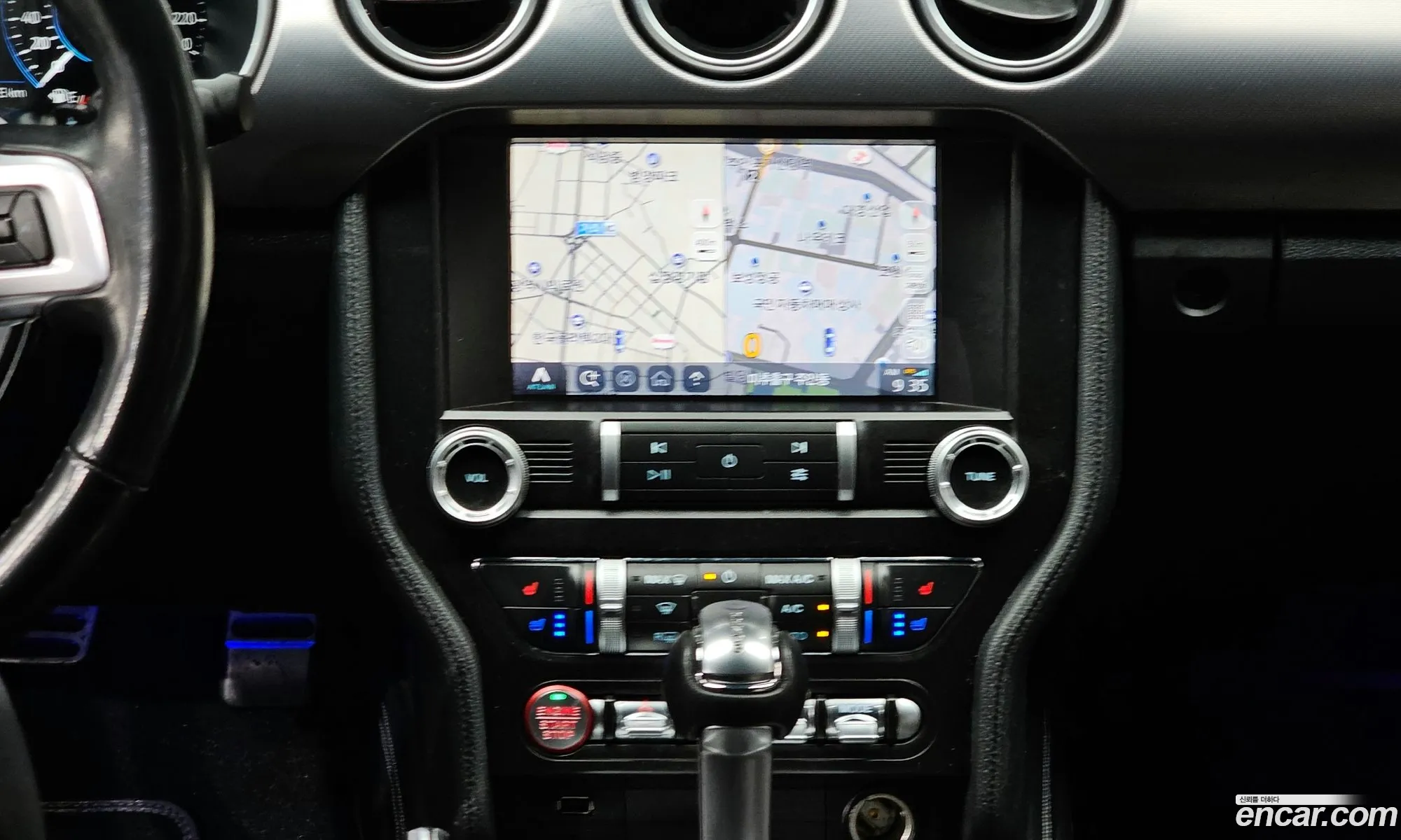 Ford Mustang 2020 — 3