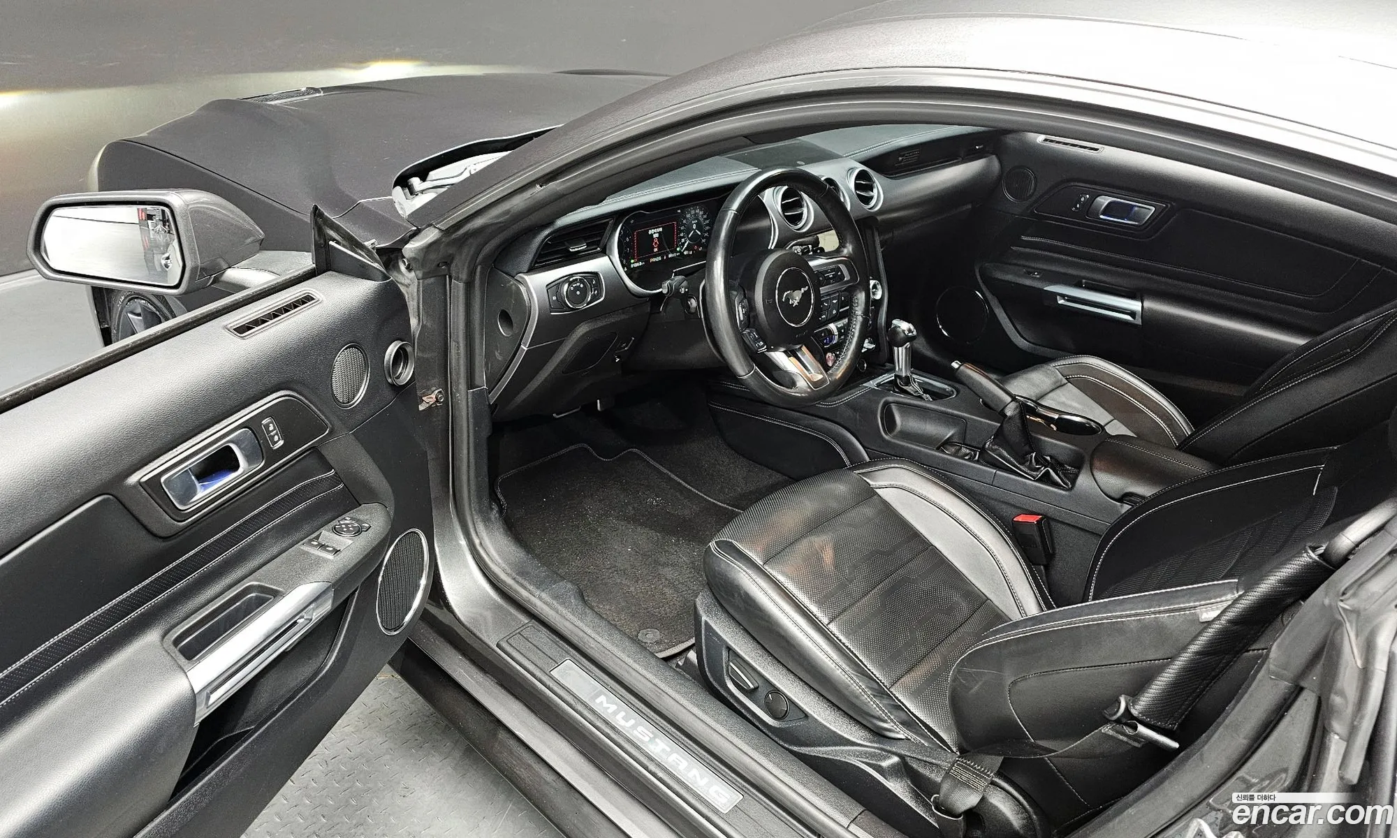 Ford Mustang 2020 — 6
