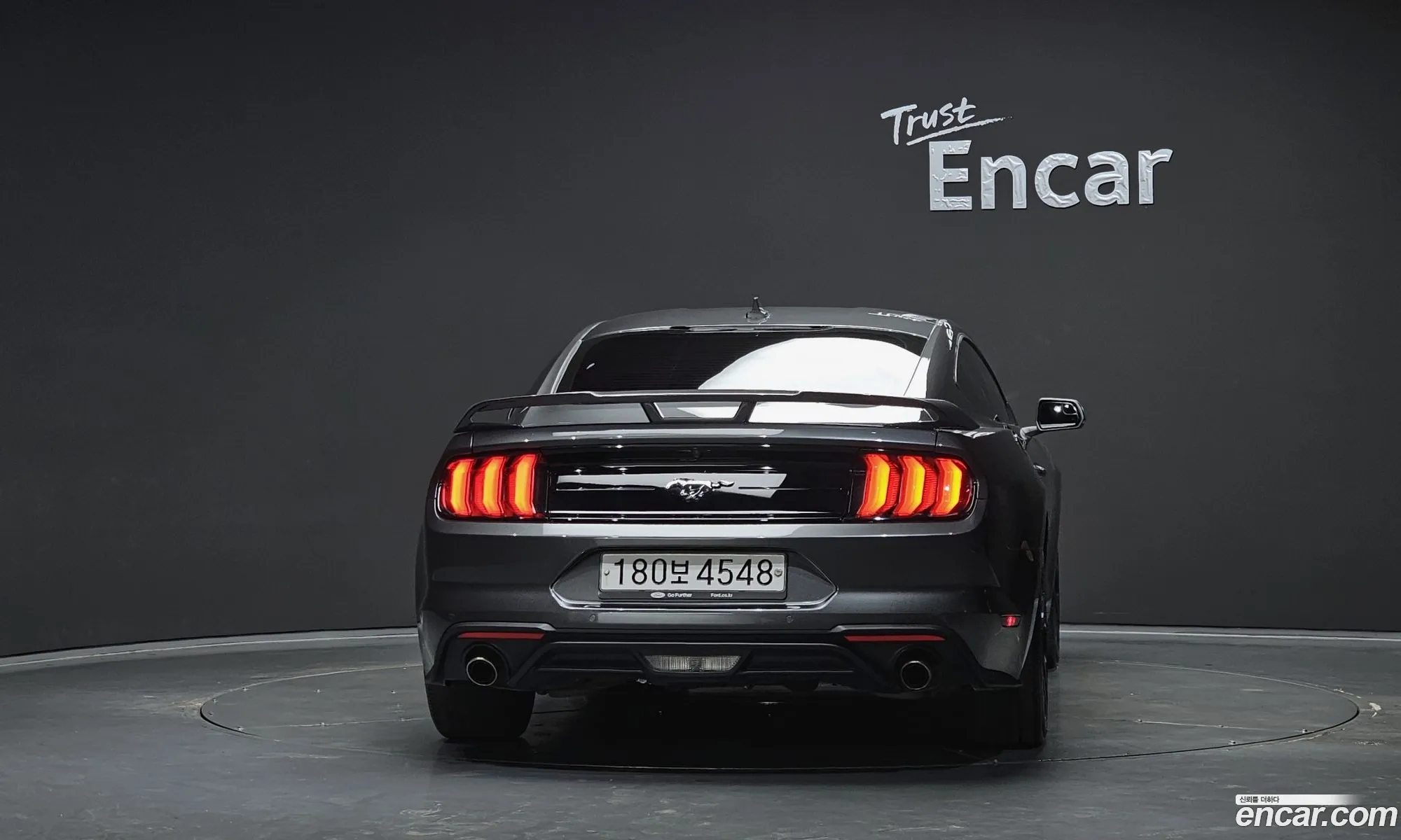 Ford Mustang 2020 — 24