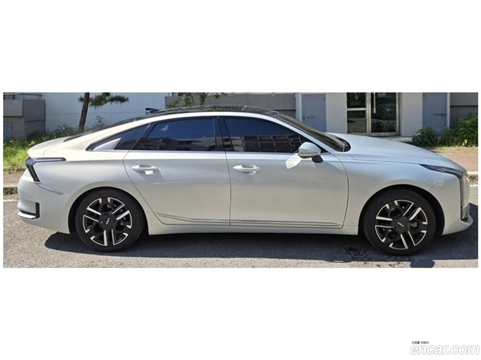 Kia K8 2024 — 11