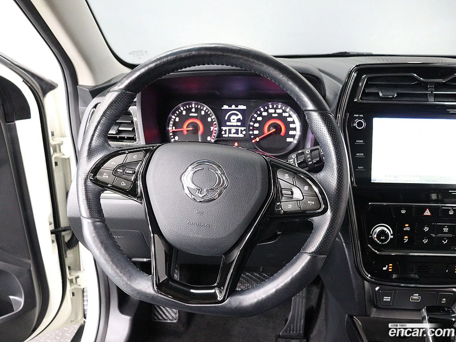 KG Mobility (SsangYong) Tivoli 2019 — 9