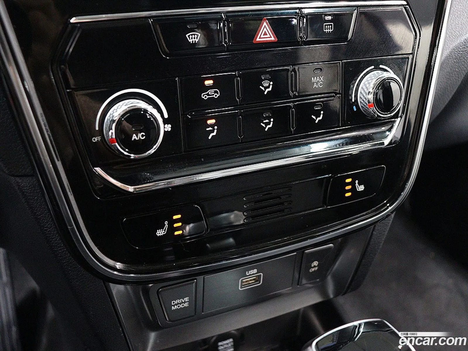 KG Mobility (SsangYong) Tivoli 2019 — 12
