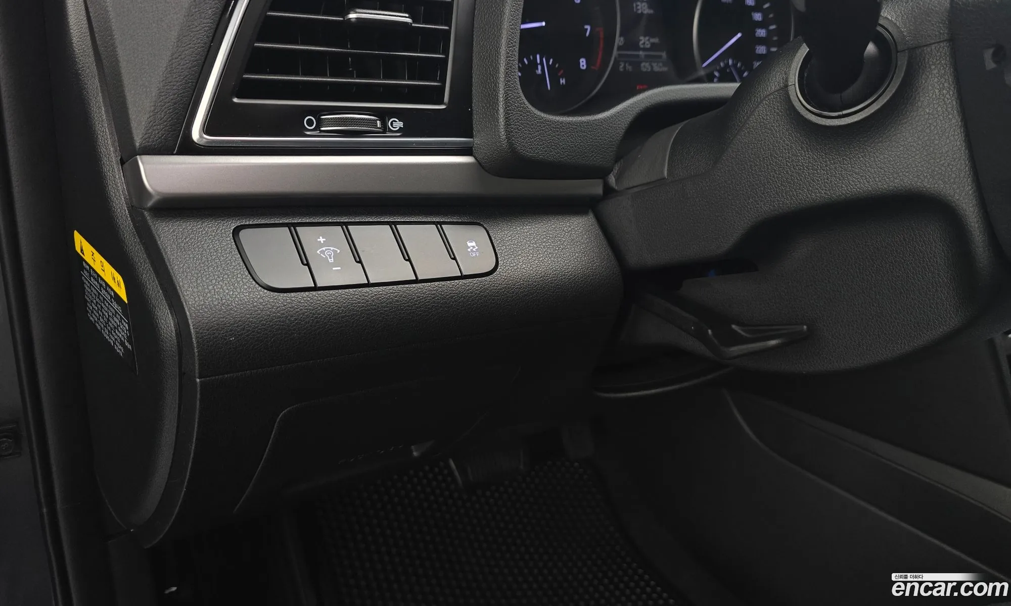 Hyundai Elantra AD 2015 KMHD641DBGU020847 — 23