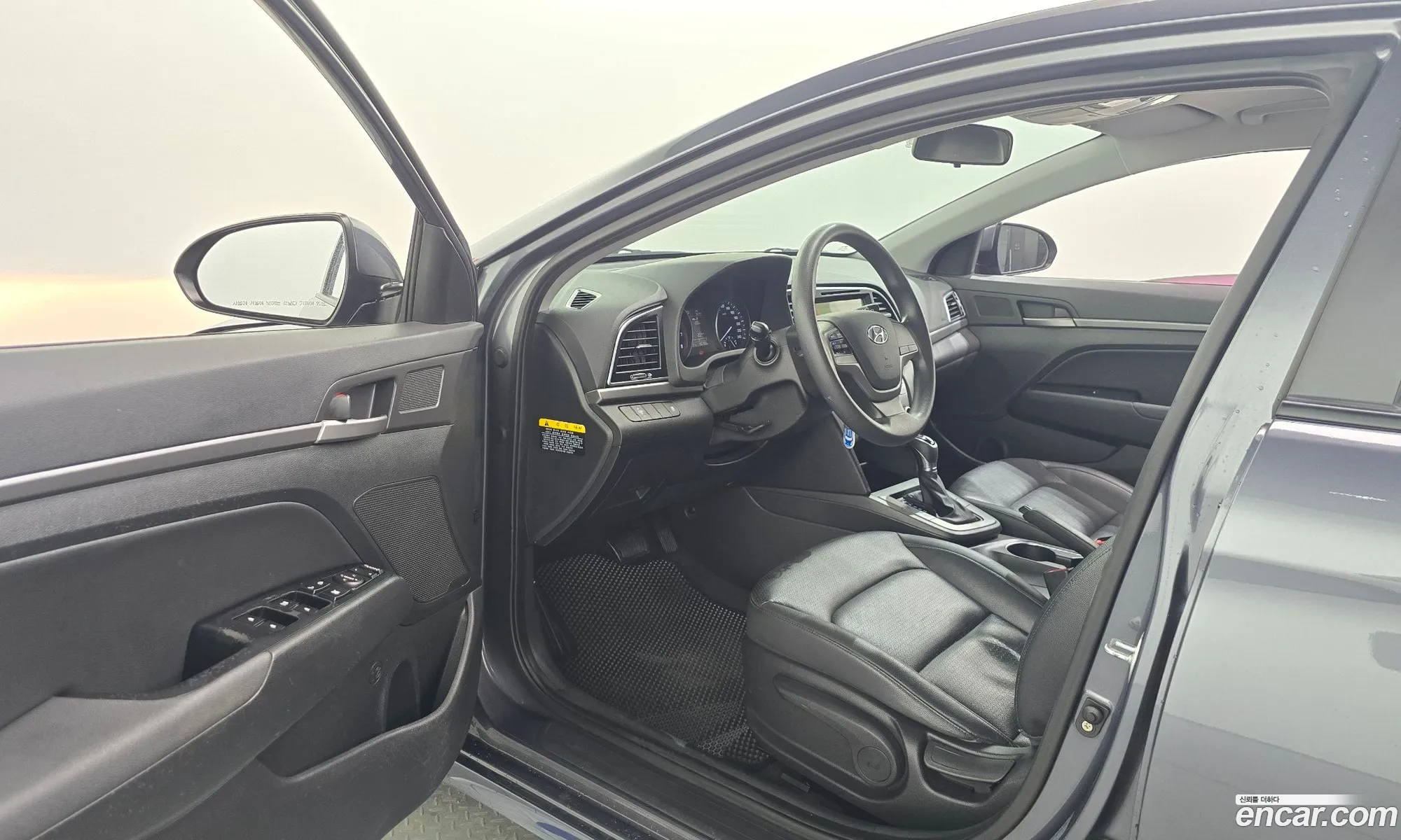 Hyundai Elantra AD 2015 KMHD641DBGU020847 — 19
