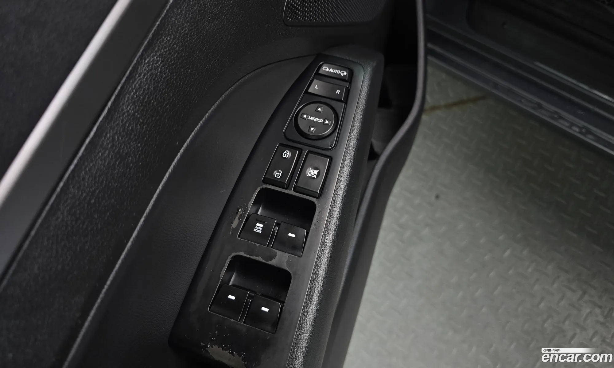 Hyundai Elantra AD 2015 KMHD641DBGU020847 — 15