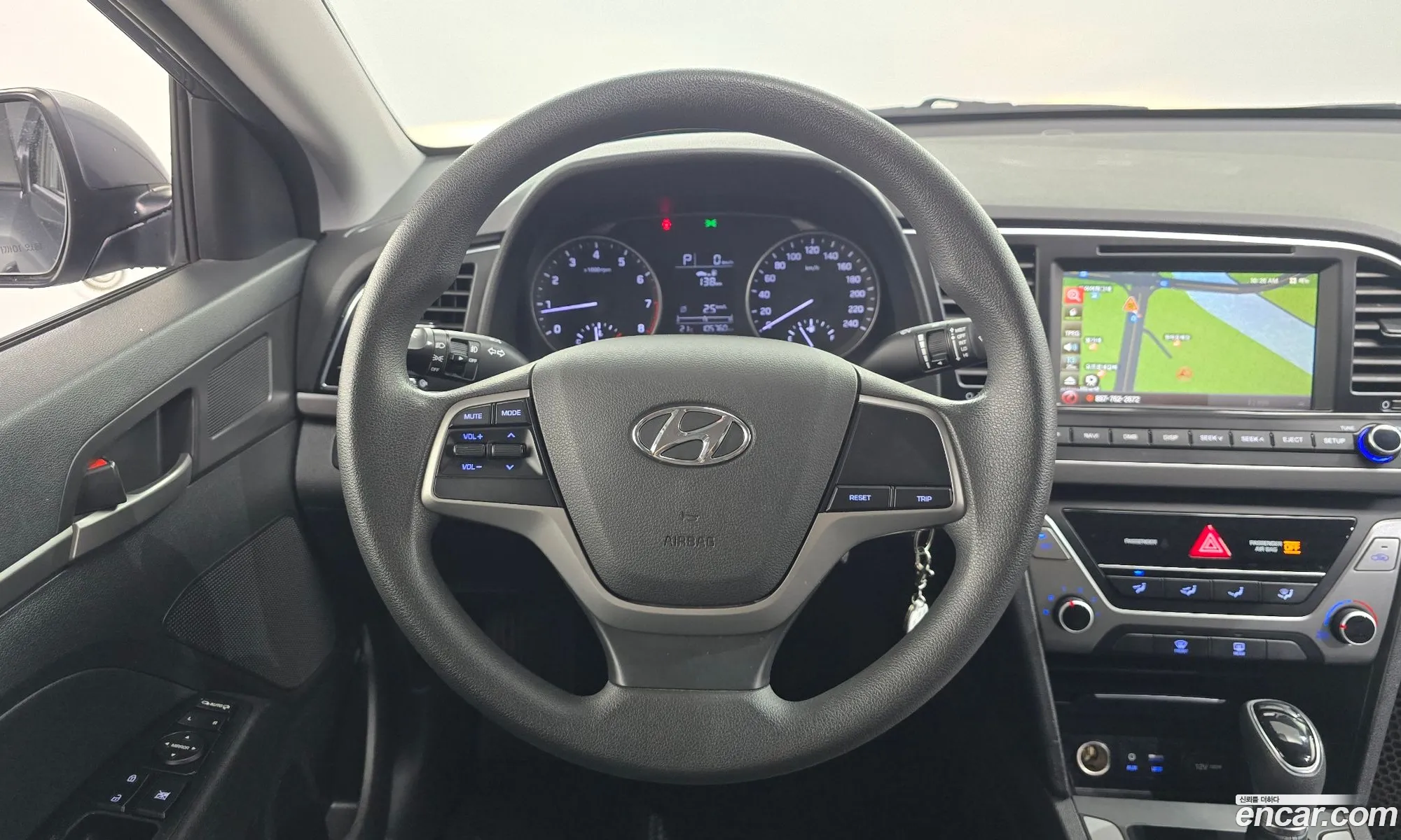 Hyundai Elantra AD 2015 KMHD641DBGU020847 — 25