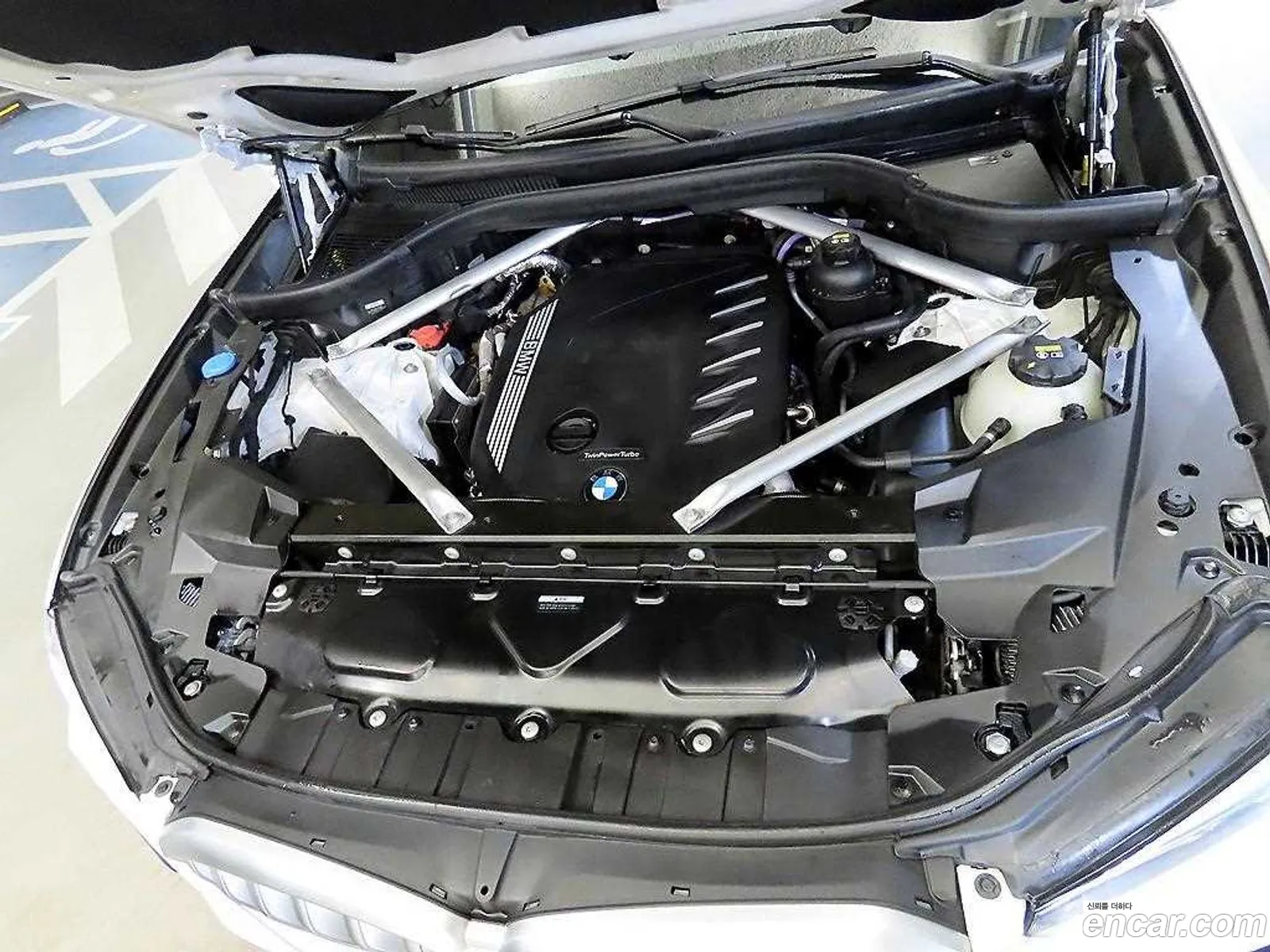BMW X6 2021 — 9