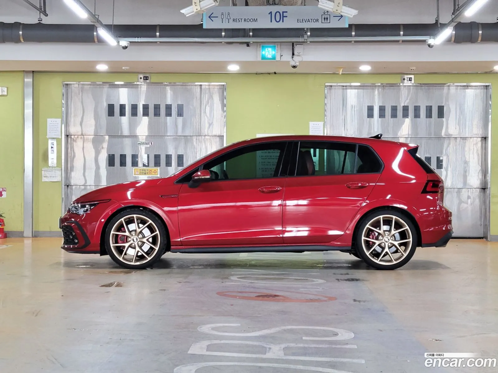 Volkswagen Golf 8th Gen 2023 — 15