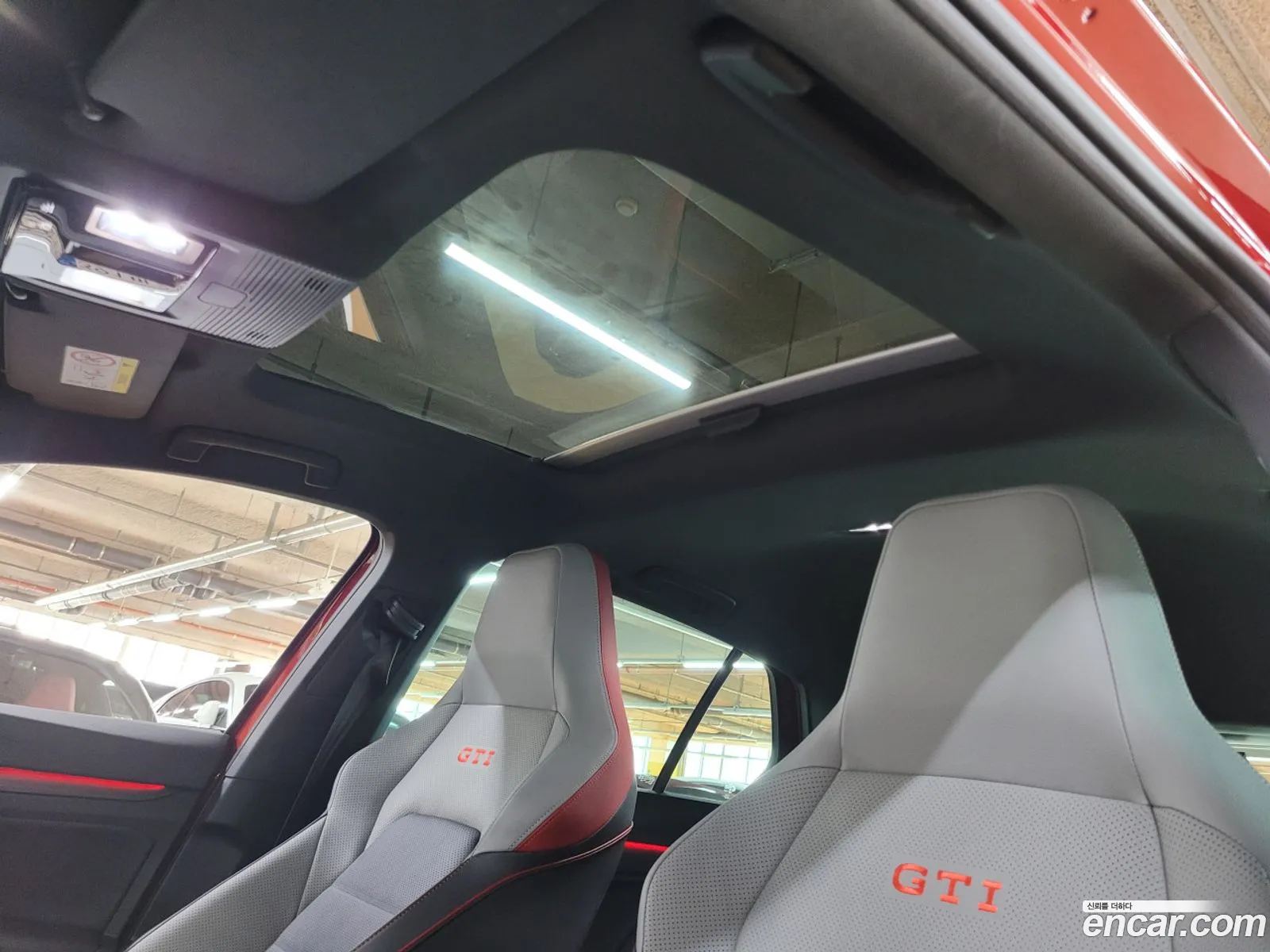 Volkswagen Golf 8th Gen 2023 — 18