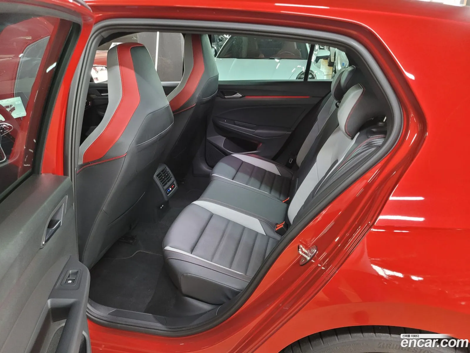 Volkswagen Golf 8th Gen 2023 — 3