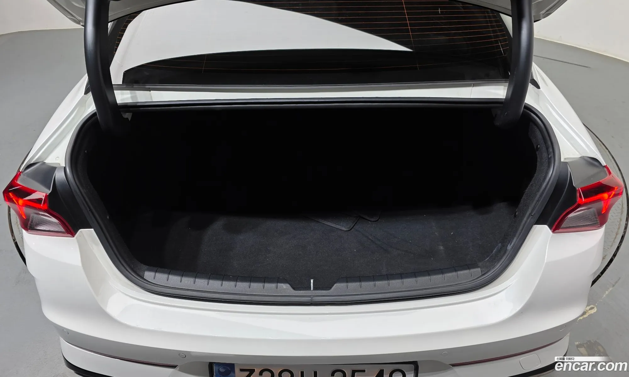 Kia K5 Hybrid 2021 — 2